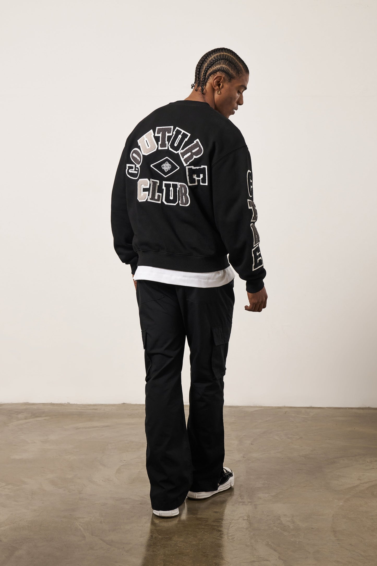 MULTIBADGE CHENILLE SWEATSHIRT - BLACK