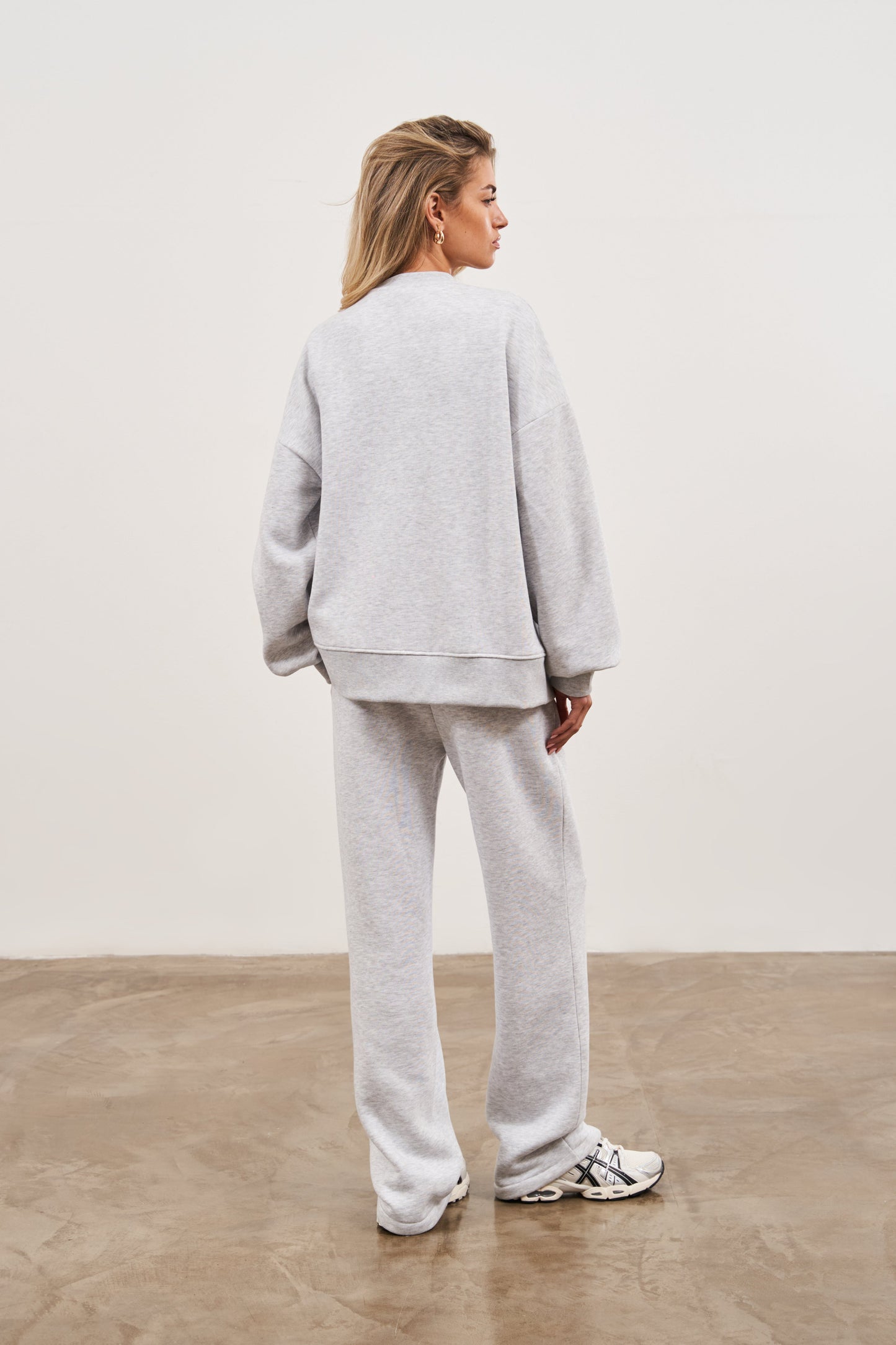 COUTURE SCRIPT PUFF SLEEVE CREW - GREY MARL