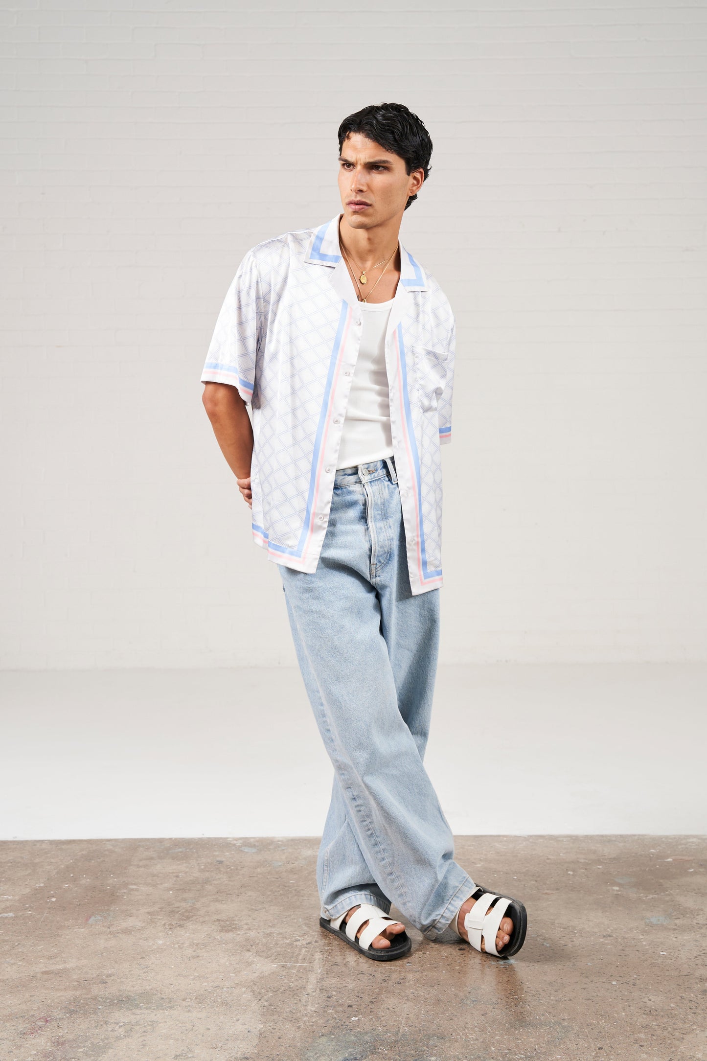 EMBLEM PRINT SHIRT - BLUE