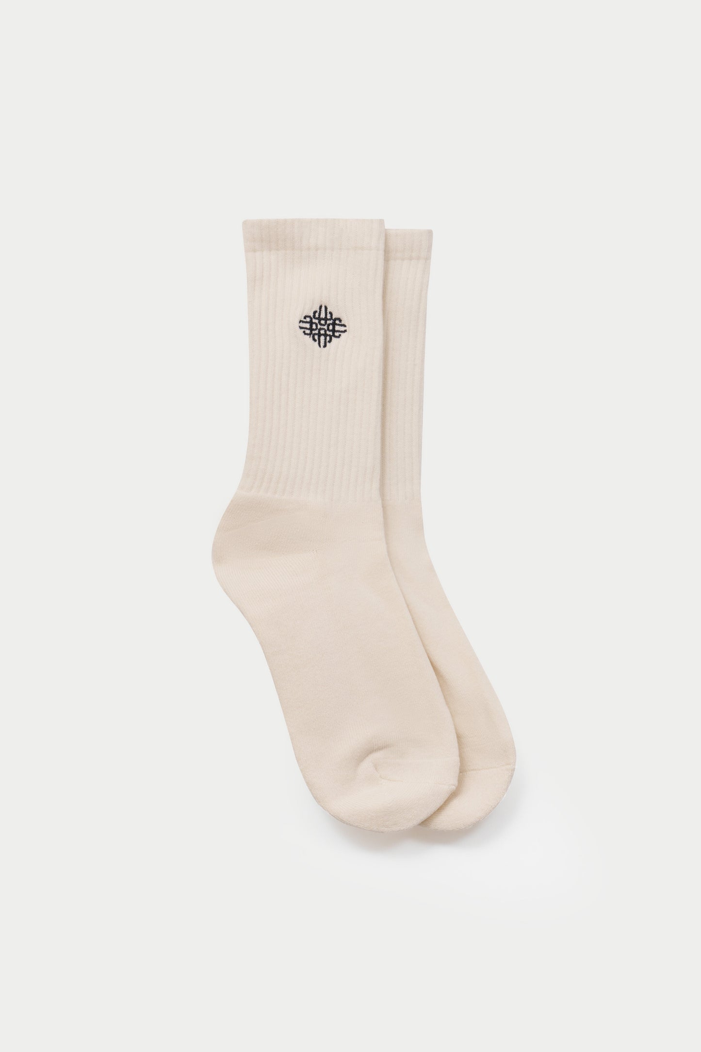 EMBROIDERED EMBLEM SPORTS SOCK - OFFWHITE