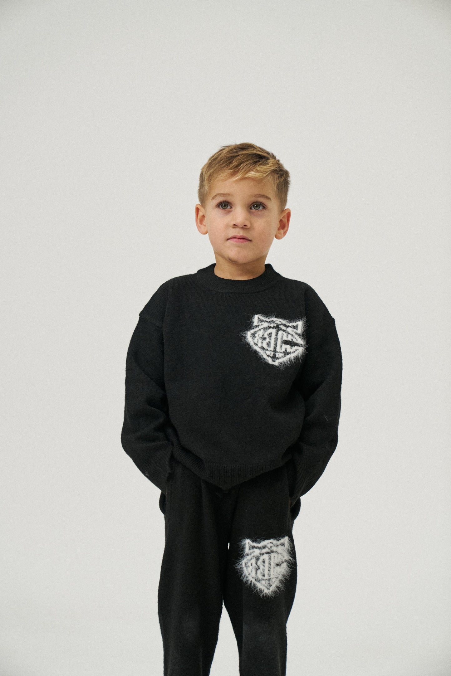 KIDS MONOGRAM FLUFFY KNIT CREW - BLACK