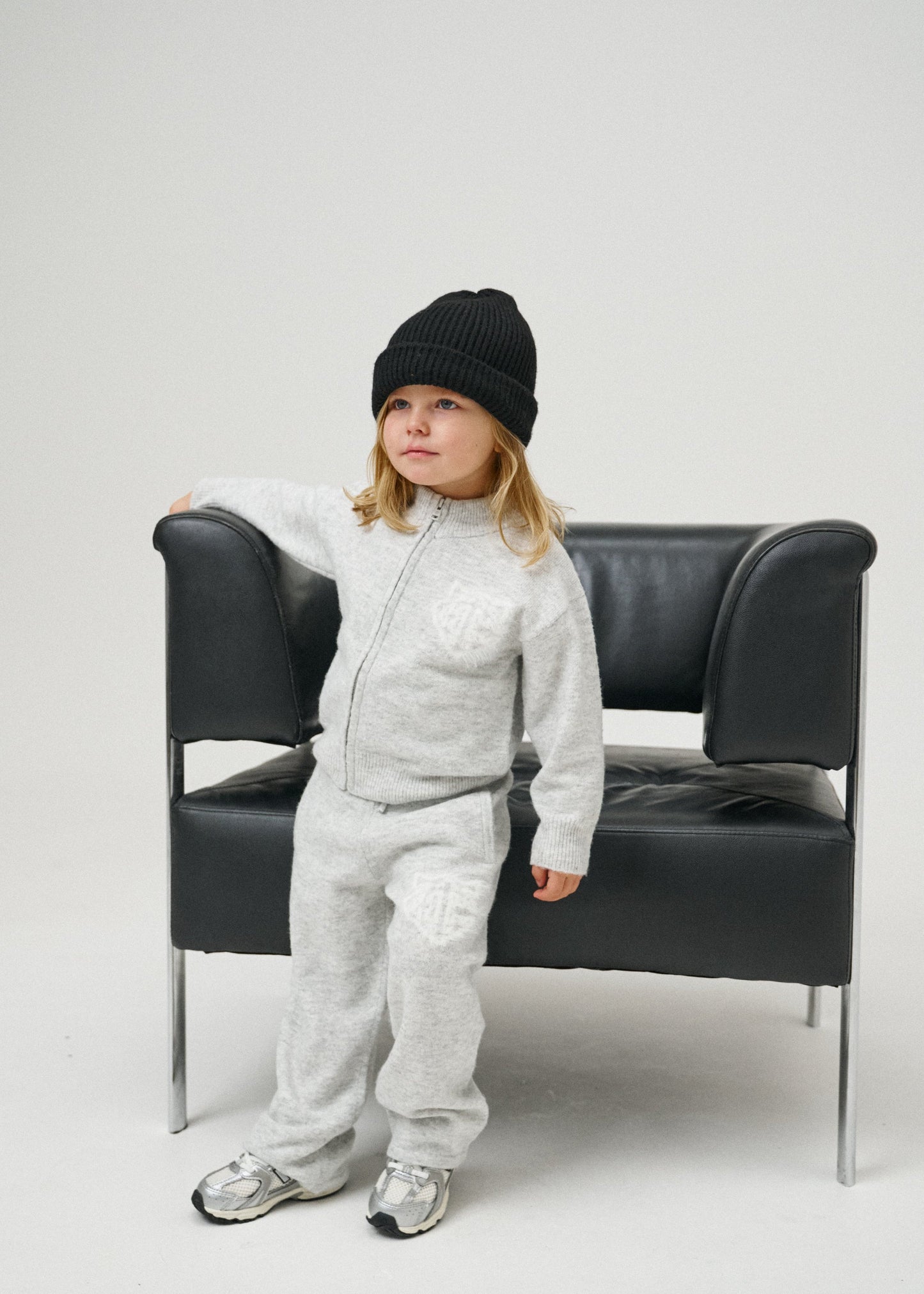 Junior Monogram Emblem Fluffy Knit Joggers Marl in Grey