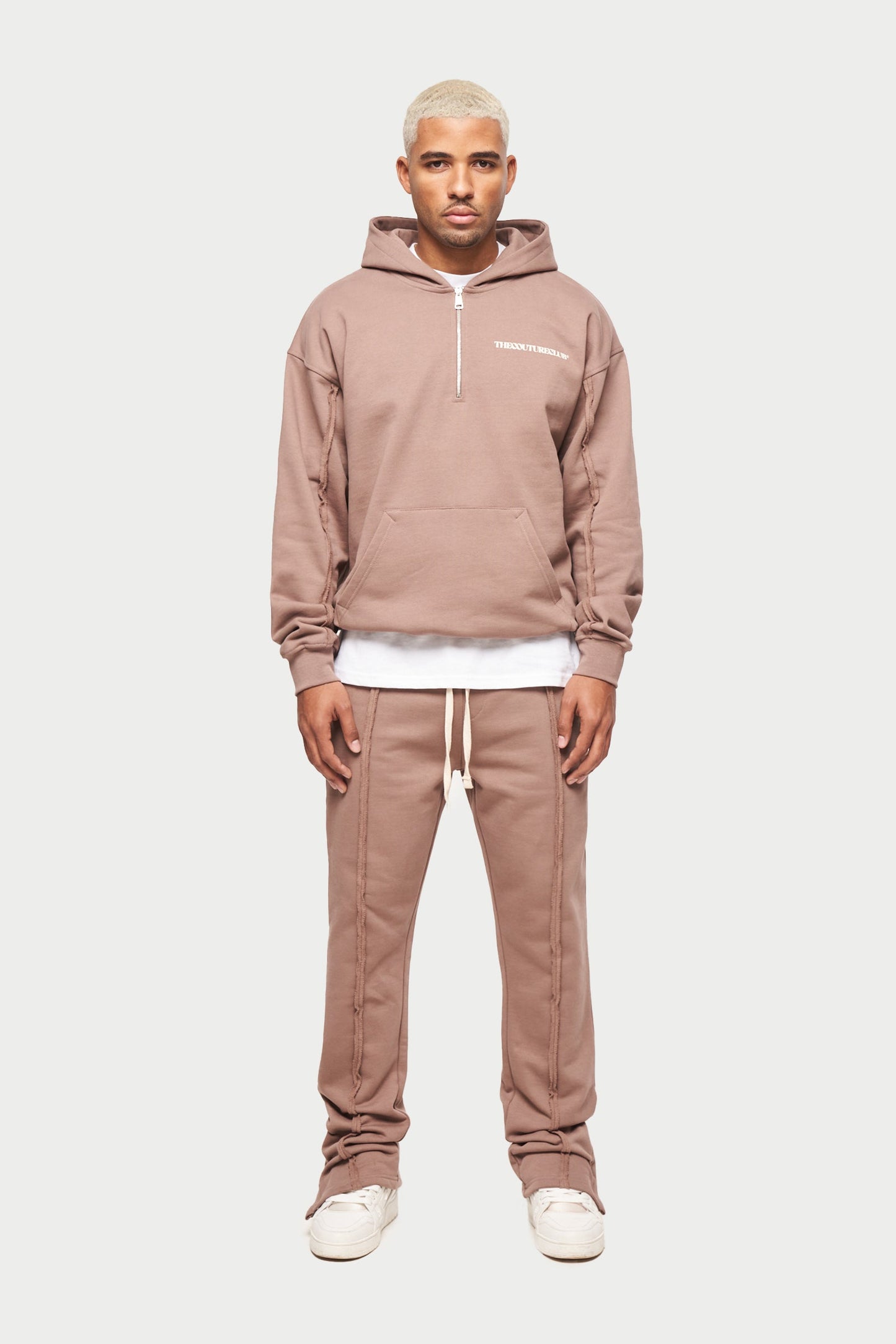 RAW SEAM QUARTER ZIP HOODIE - MOCHA