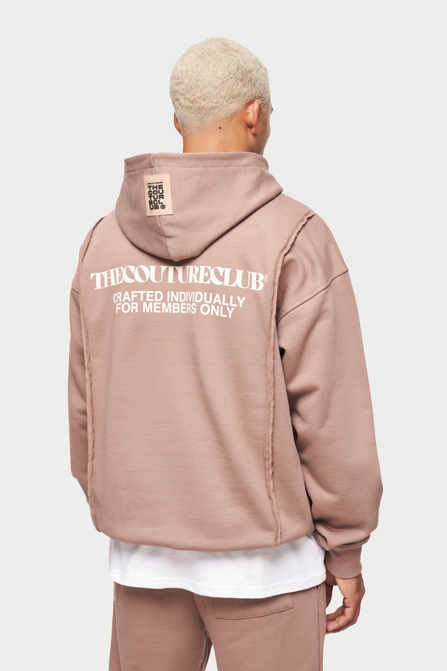 RAW SEAM QUARTER ZIP HOODIE - MOCHA