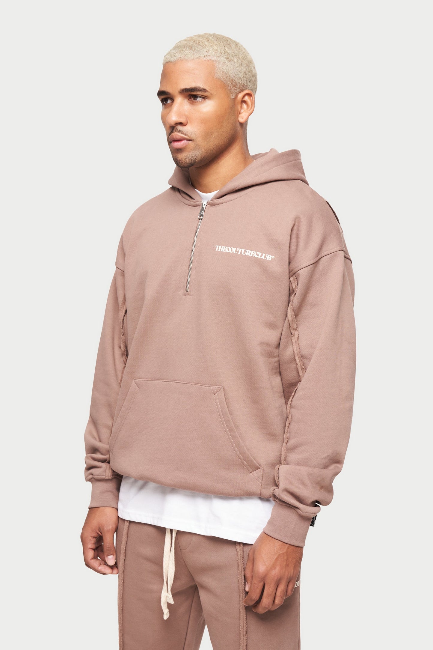 RAW SEAM QUARTER ZIP HOODIE - MOCHA