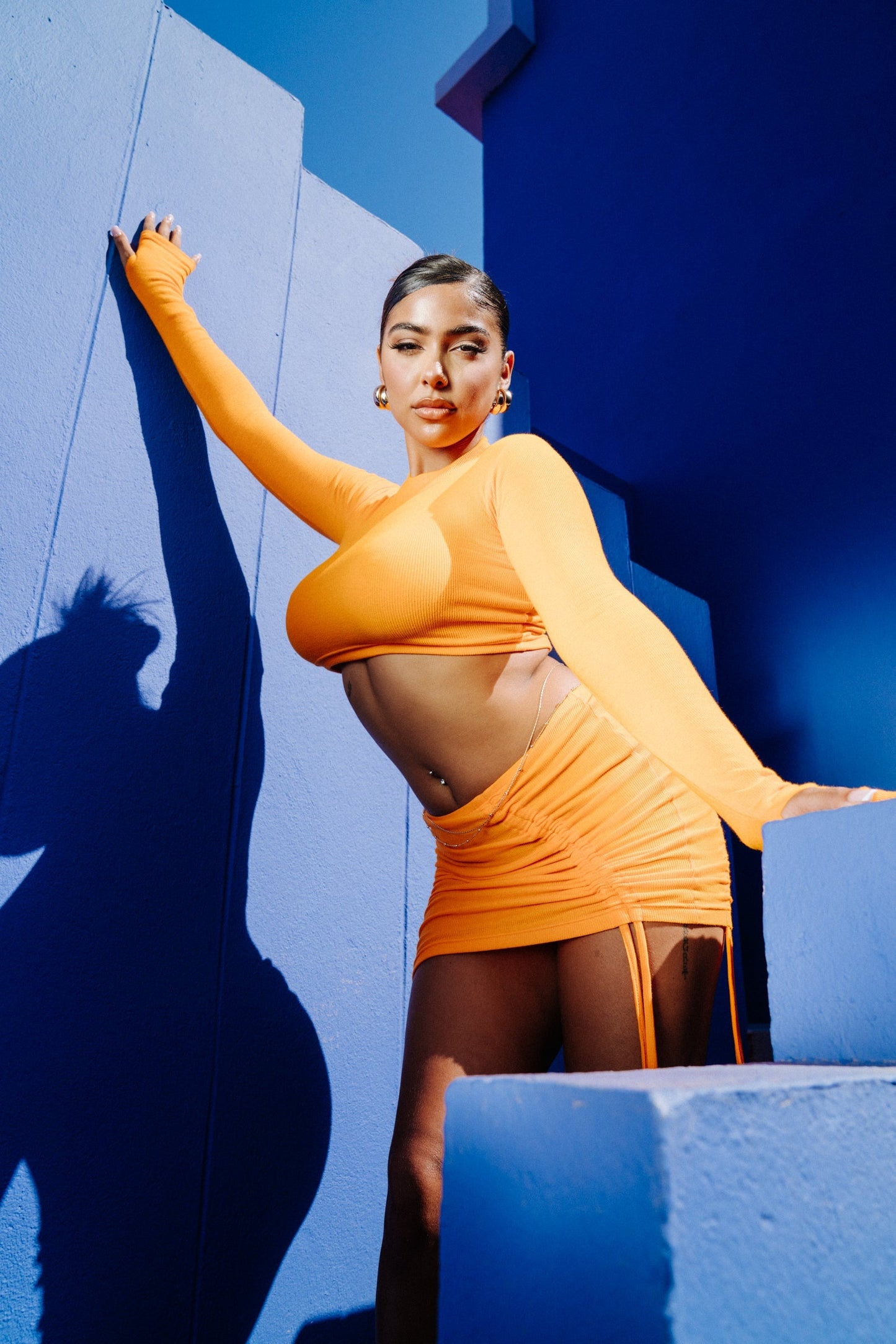 RIBBED RUCHED DETAIL LONG SLEEVE TOP - ORANGE *