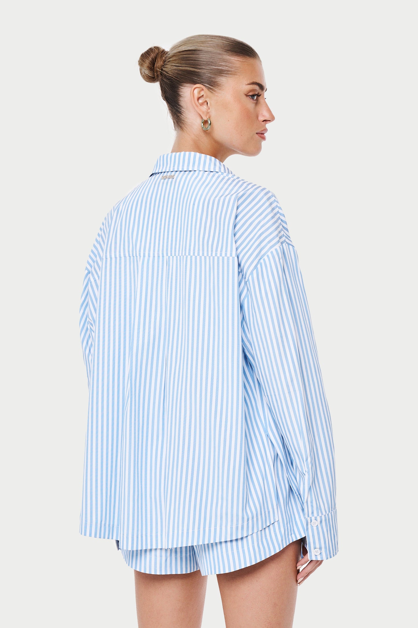 EMBLEM STRIPE OVERSIZED SHIRT - BLUE