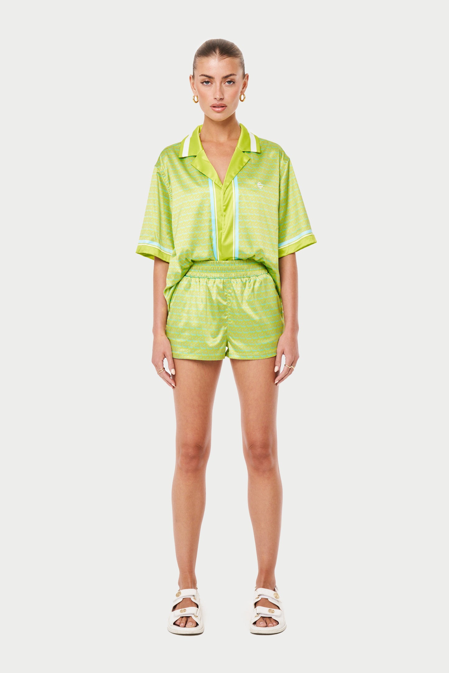EMBLEM PRINTED RESORT SHORTS - YELLOW