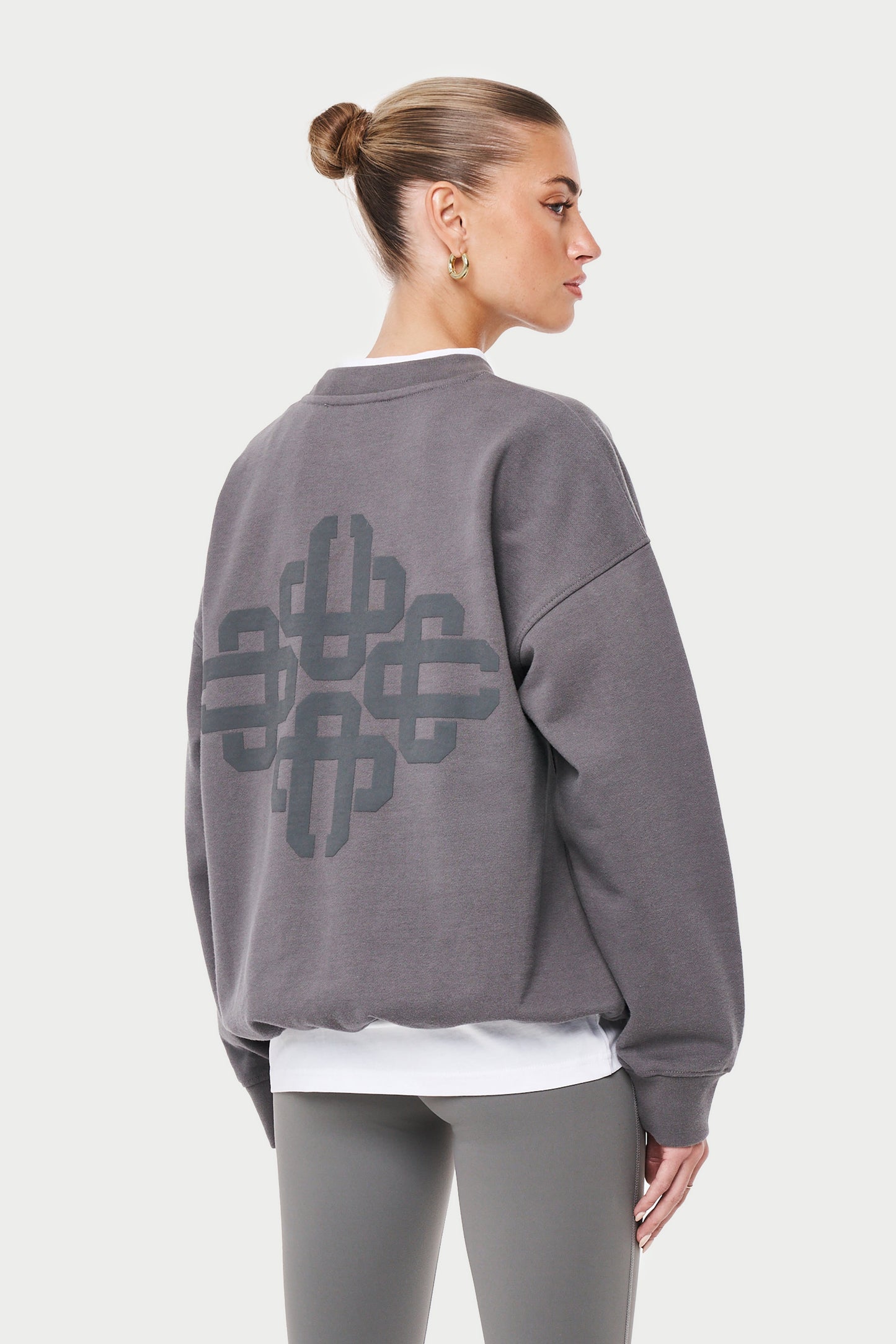 EMBLEM OVERSIZED SWEATSHIRT - CHARCOAL