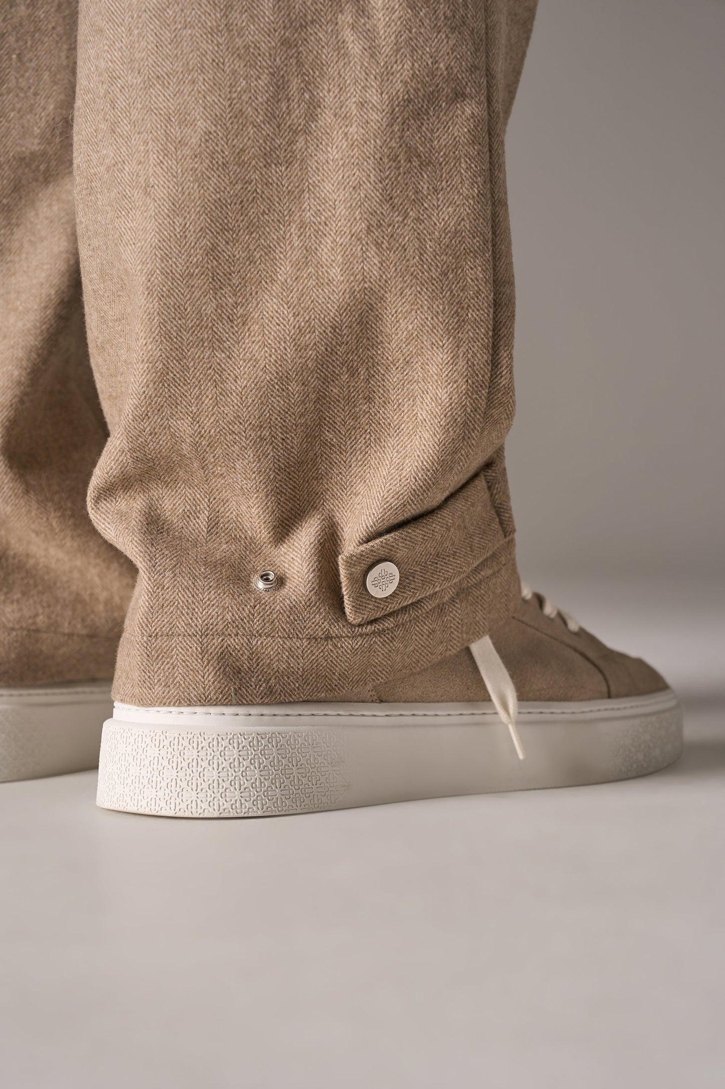 AXIS SNEAKER - SAND