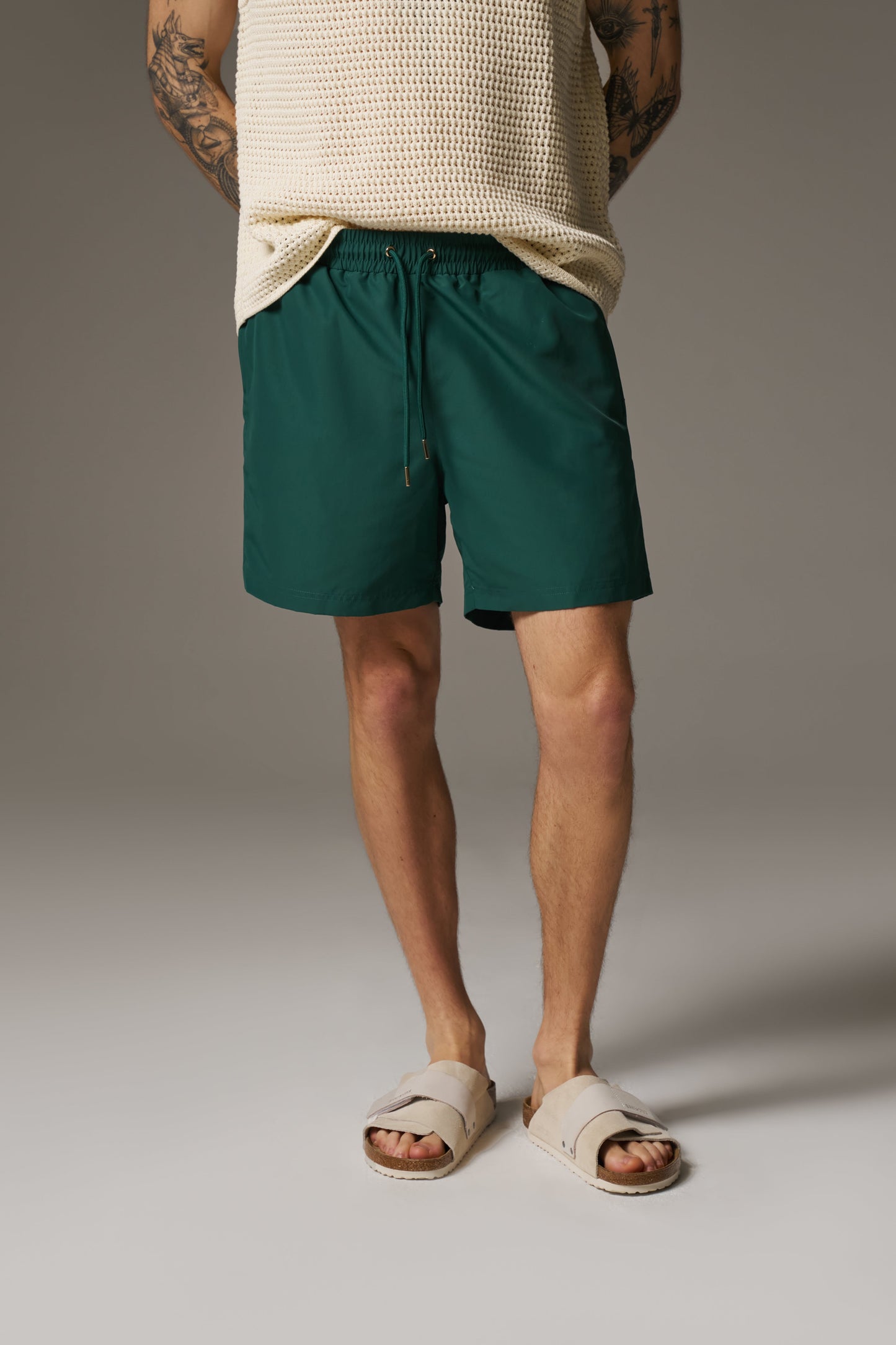 WATER REACTIVE EMBLEM SWIM SHORT - GREEN