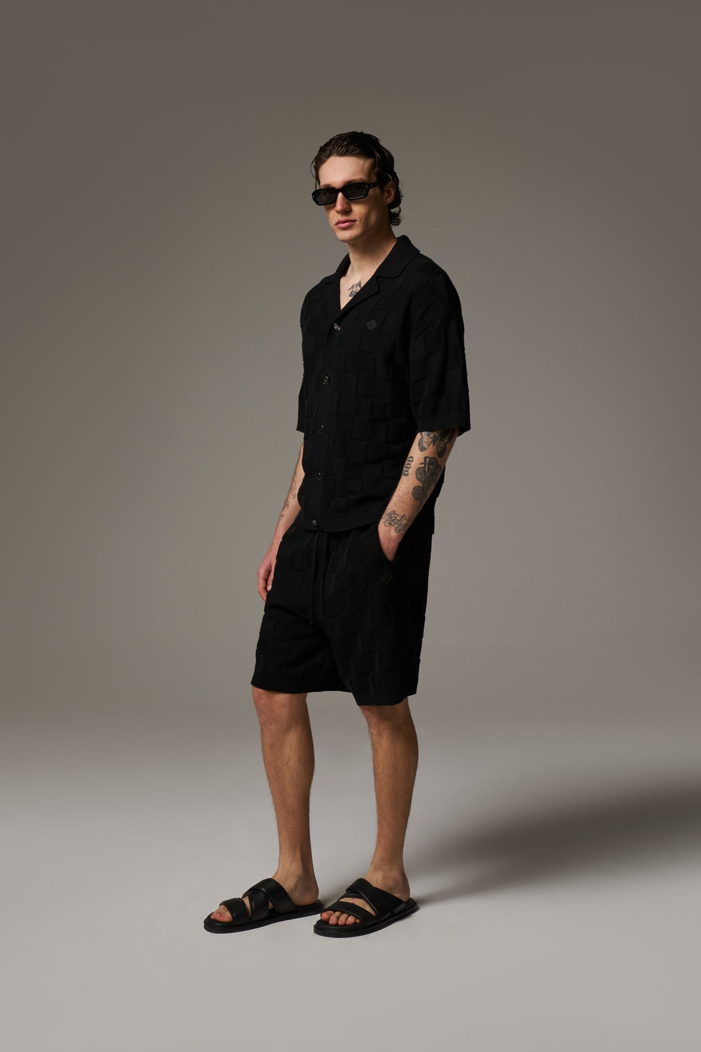CHECKERBOARD KNITTED SHIRT - BLACK