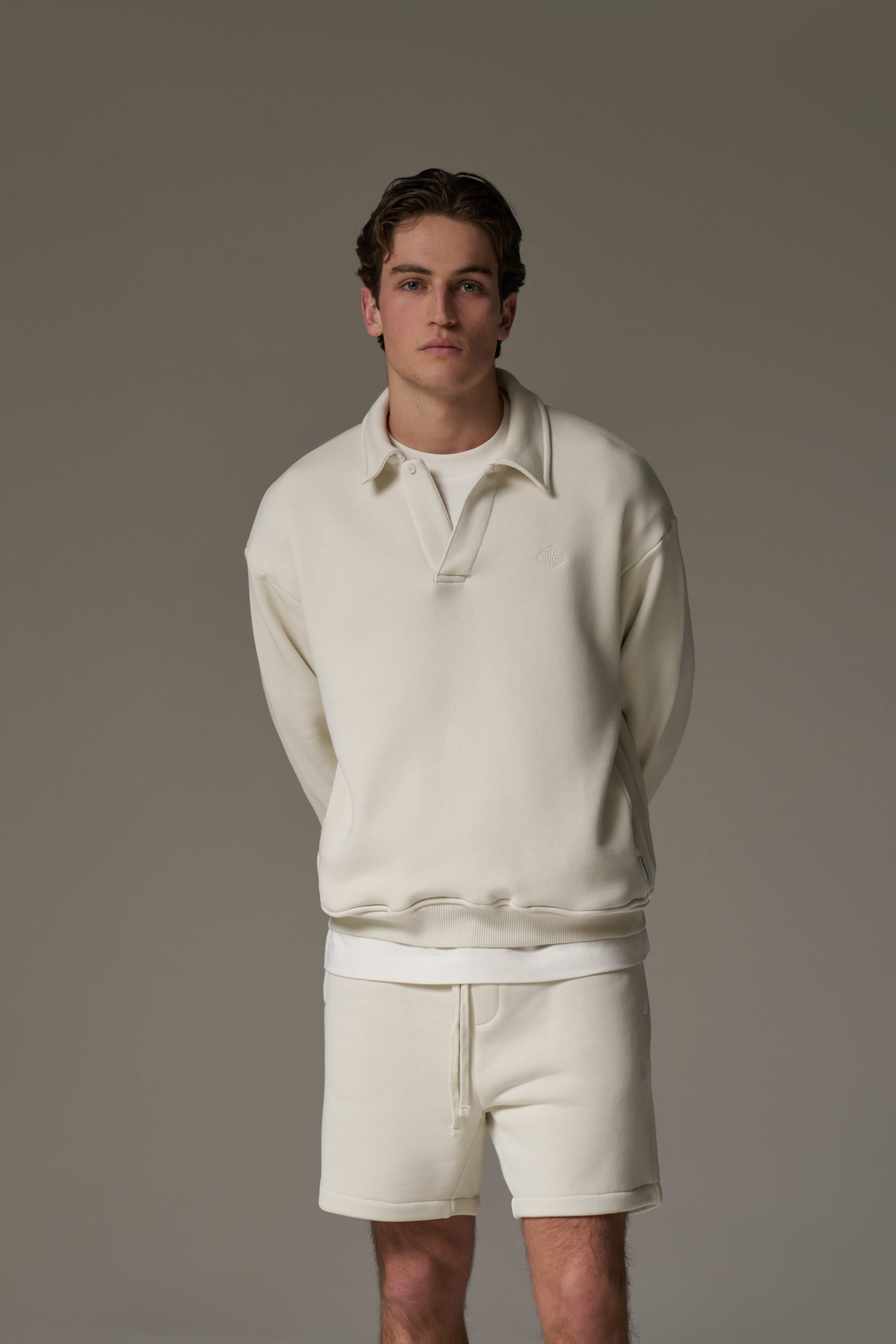 LAUNDERED CLASSICS POLO SWEATSHIRT - ECRU