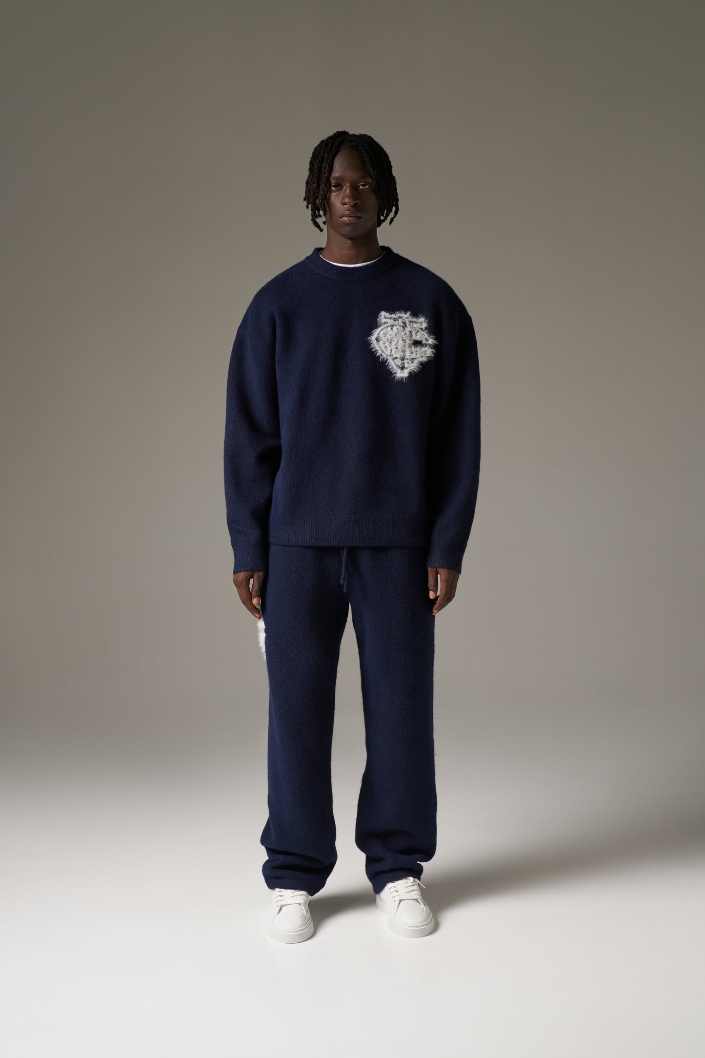 MONOGRAM FLUFFY KNIT JOGGERS - NAVY