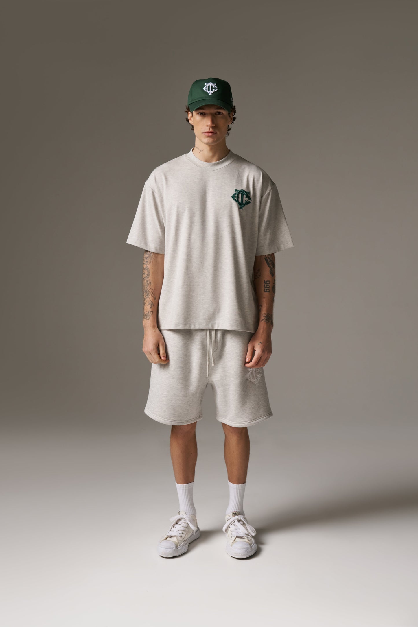 MONOGRAM T-SHIRT - GREY MARL