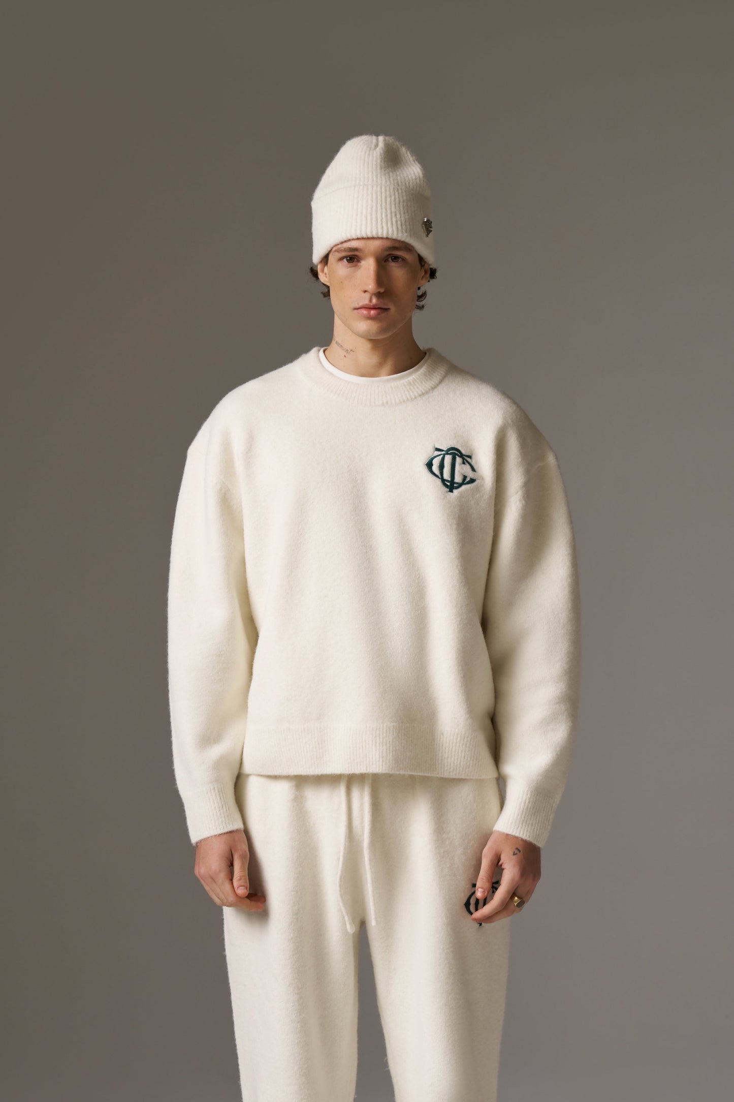 MONOGRAM KNITTED CREW - OFF WHITE
