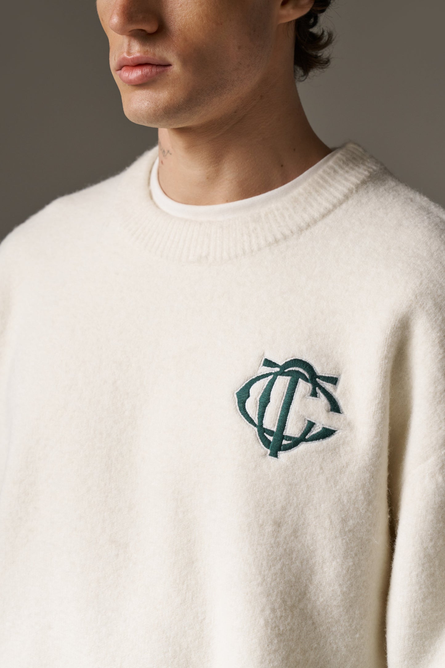 MONOGRAM KNITTED CREW - OFF WHITE