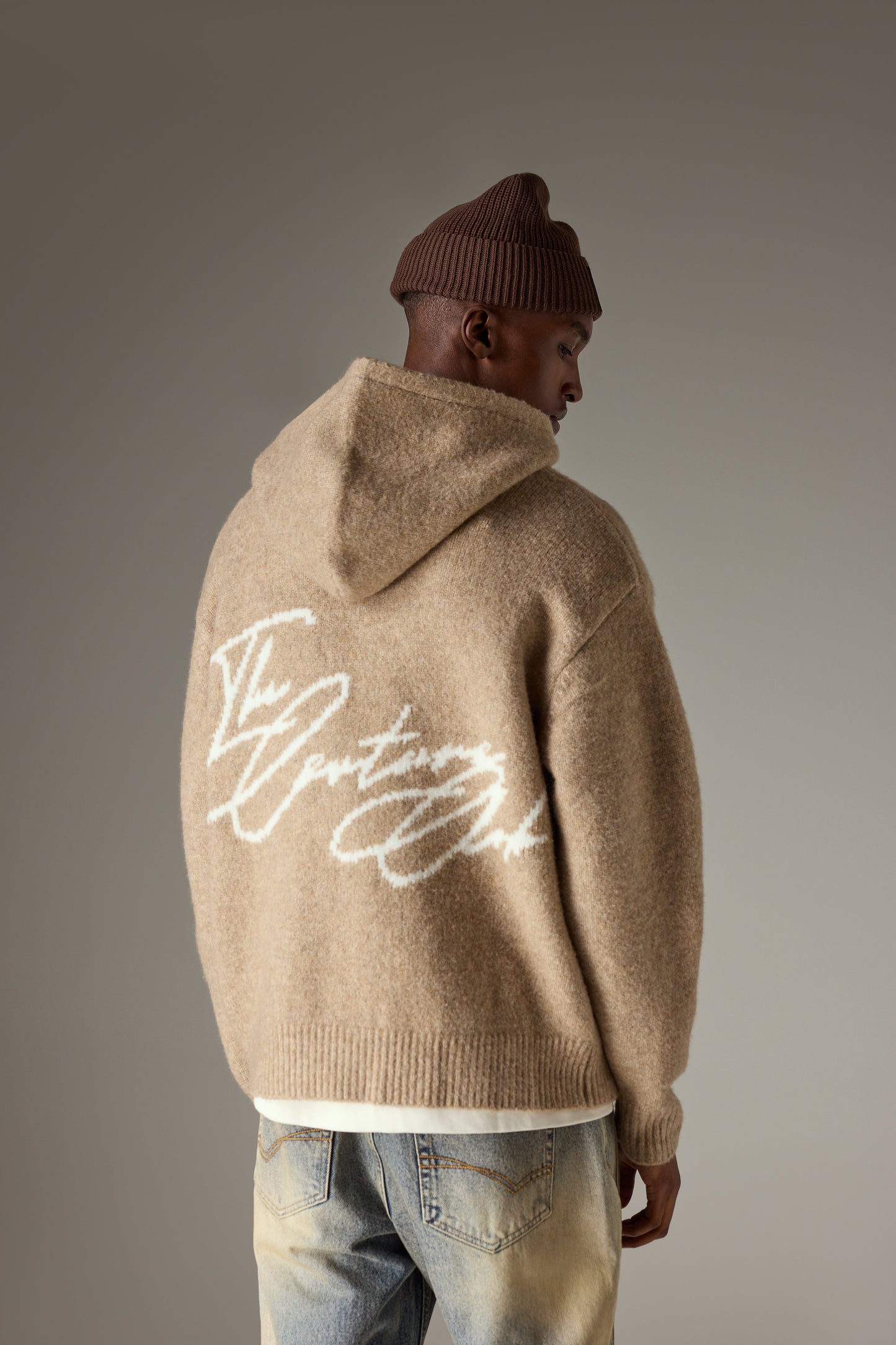 SCRIPT LOGO GRAPHIC KNITTED HOODIE - BEIGE