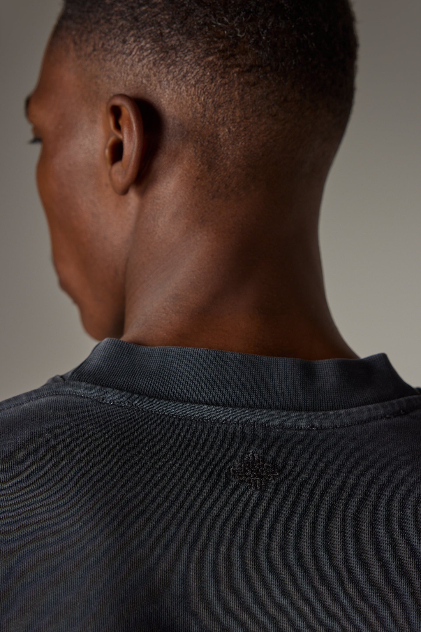 WASHED LONG SLEEVE T-SHIRT - WASHED BLACK