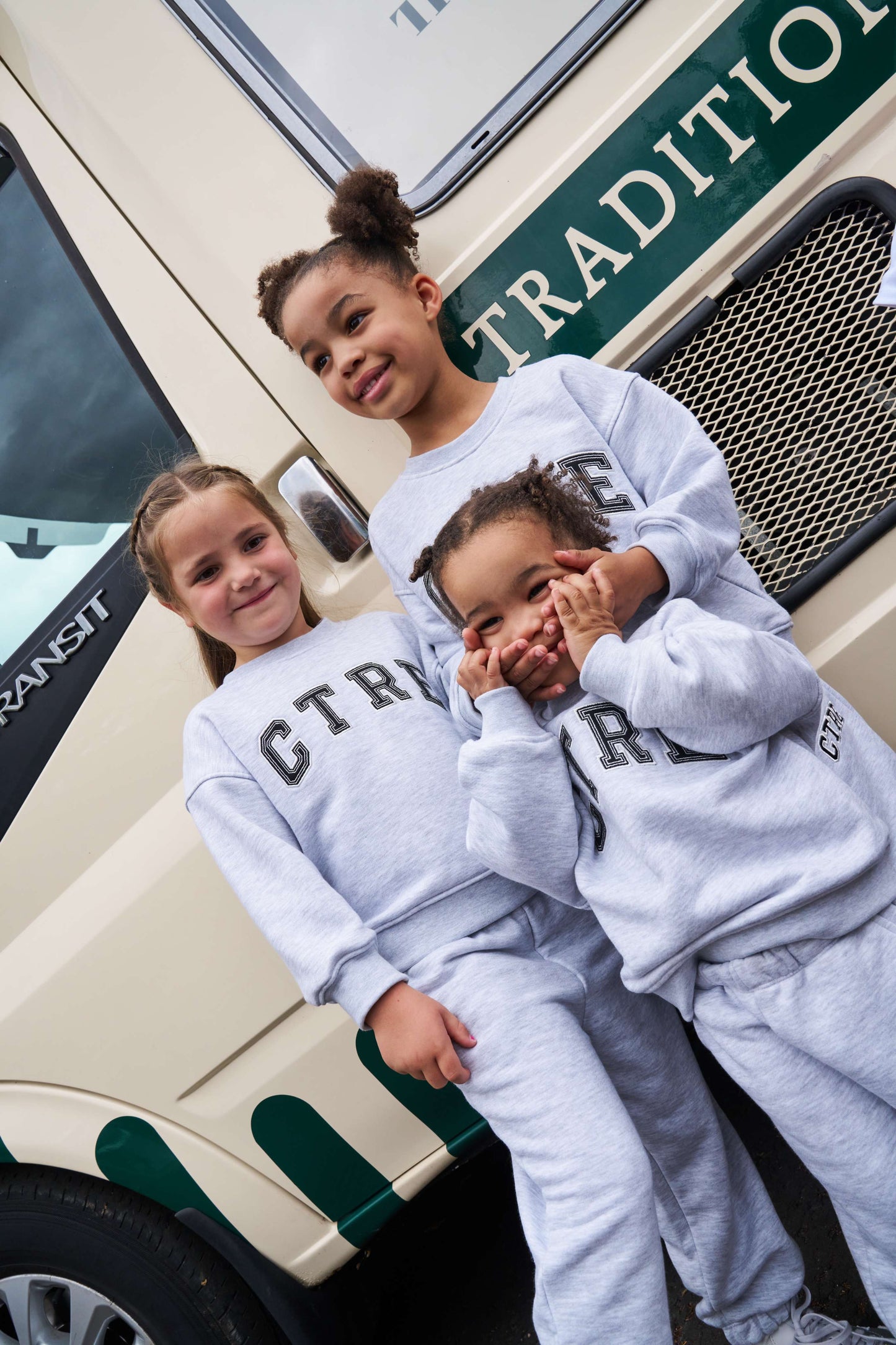 KIDS CTRE SWEATSHIRT - GREY MARL