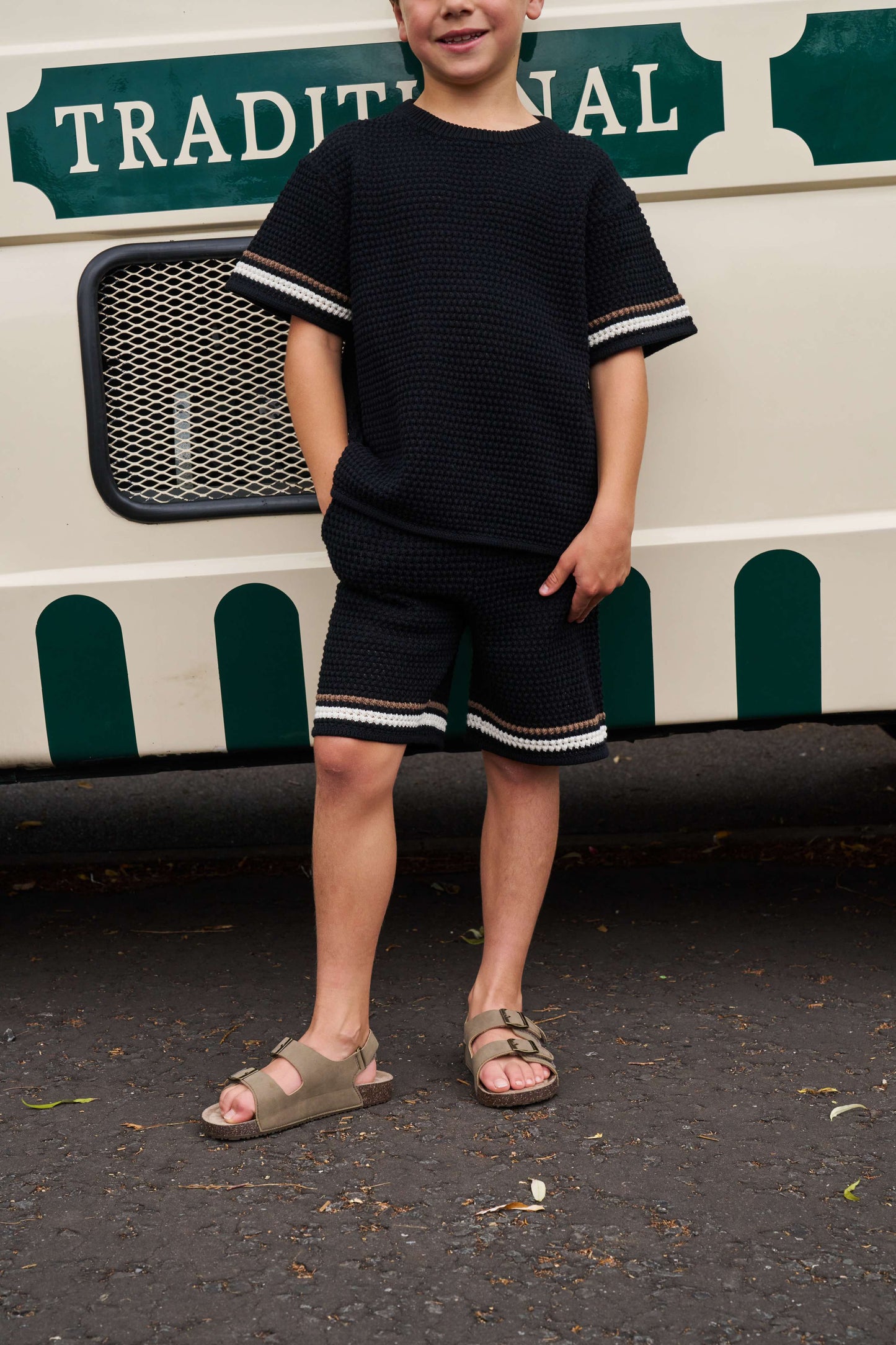 KIDS STRIPE CROCHET KNIT SHORTS - BLACK