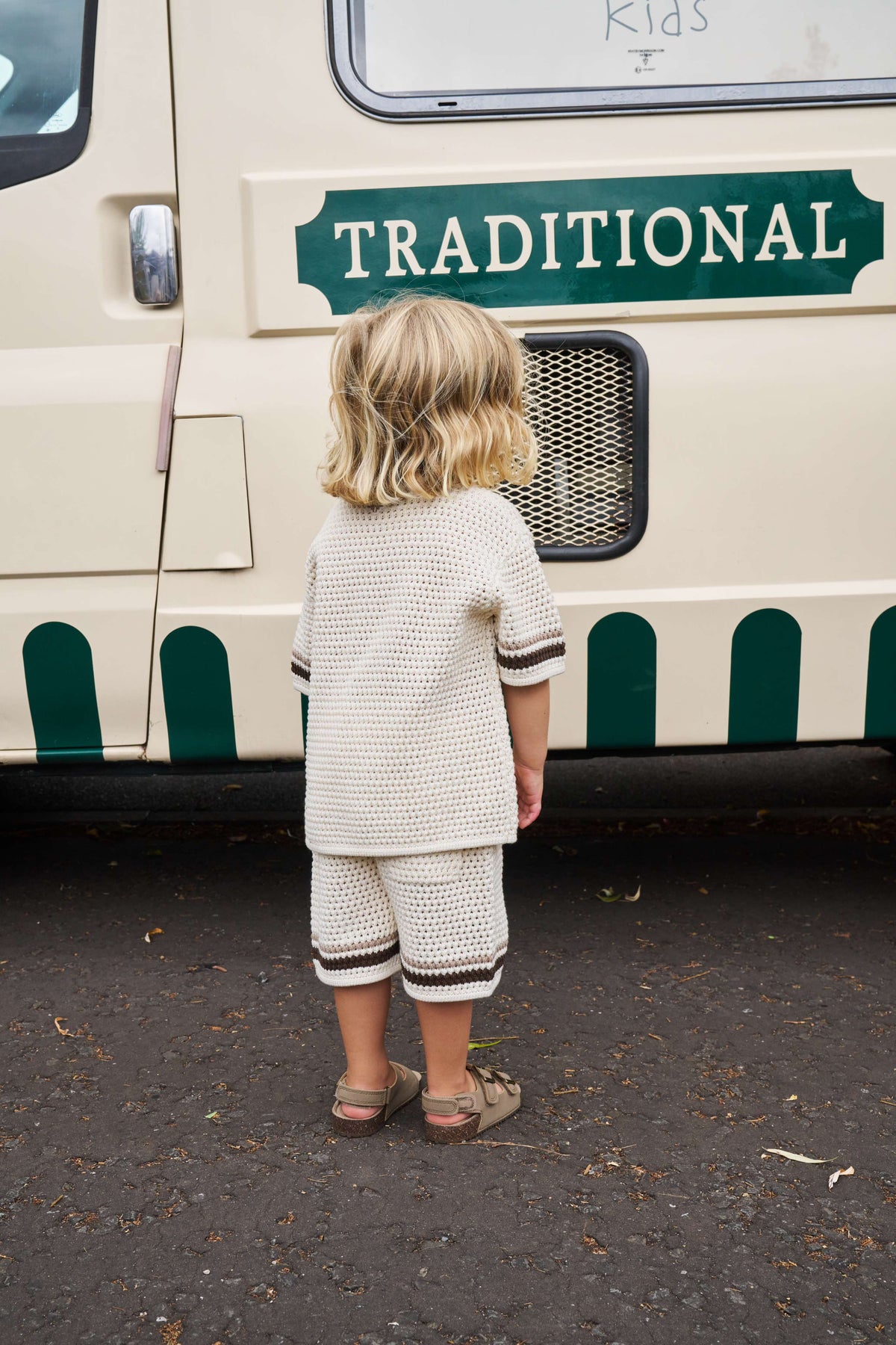 KIDS STRIPE CROCHET KNIT SHORTS - OFF WHITE