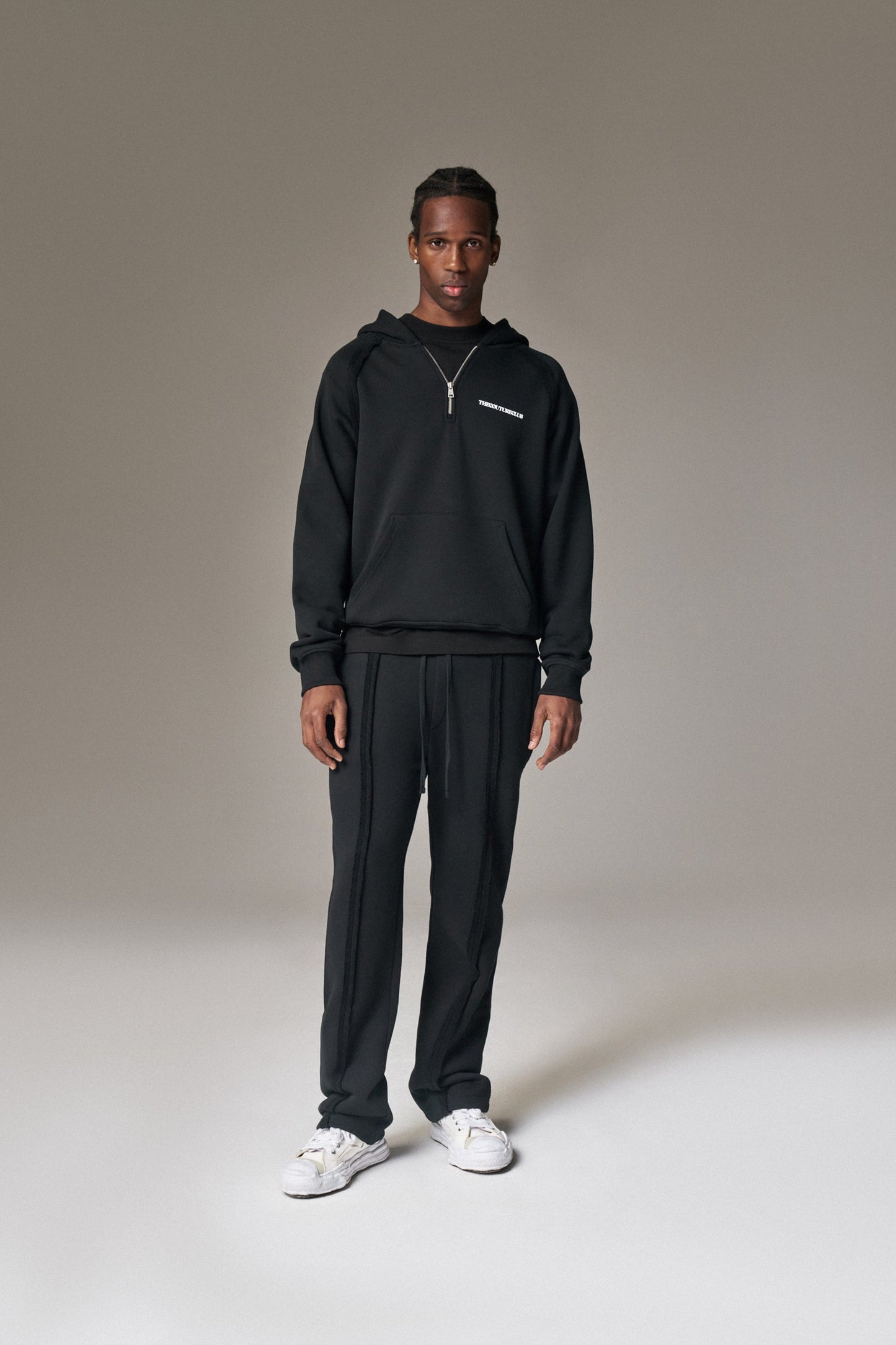 COPYRIGHT STRAIGHT LEG JOGGERS - BLACK