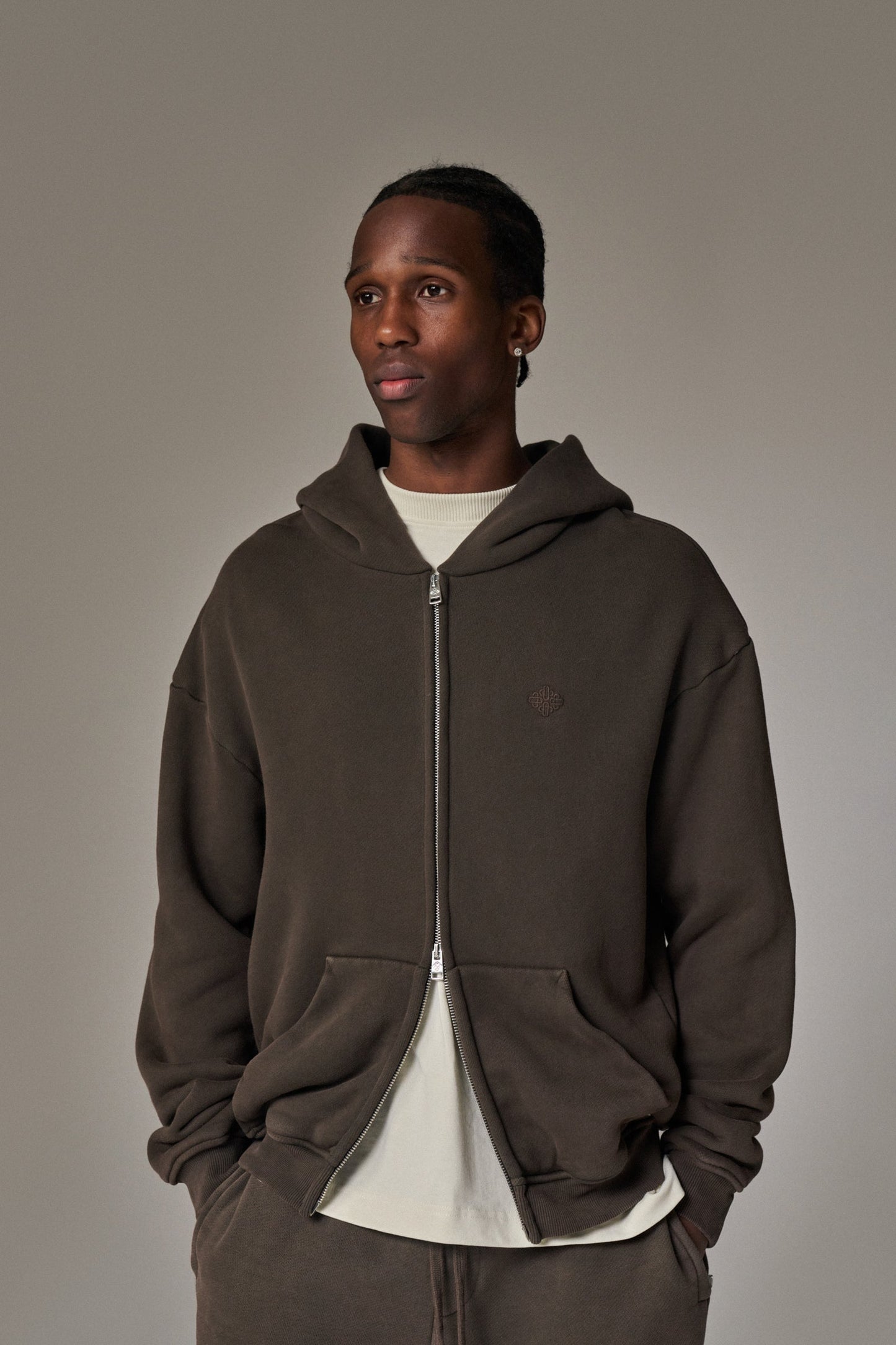LAUNDERED CLASSICS ZIP THROUGH HOODIE - WASHED BROWN