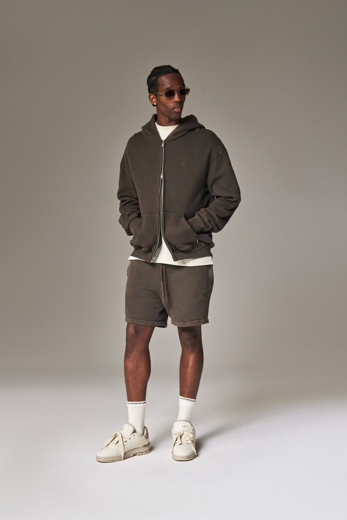 LAUNDERED CLASSICS ZIP THROUGH HOODIE - WASHED BROWN