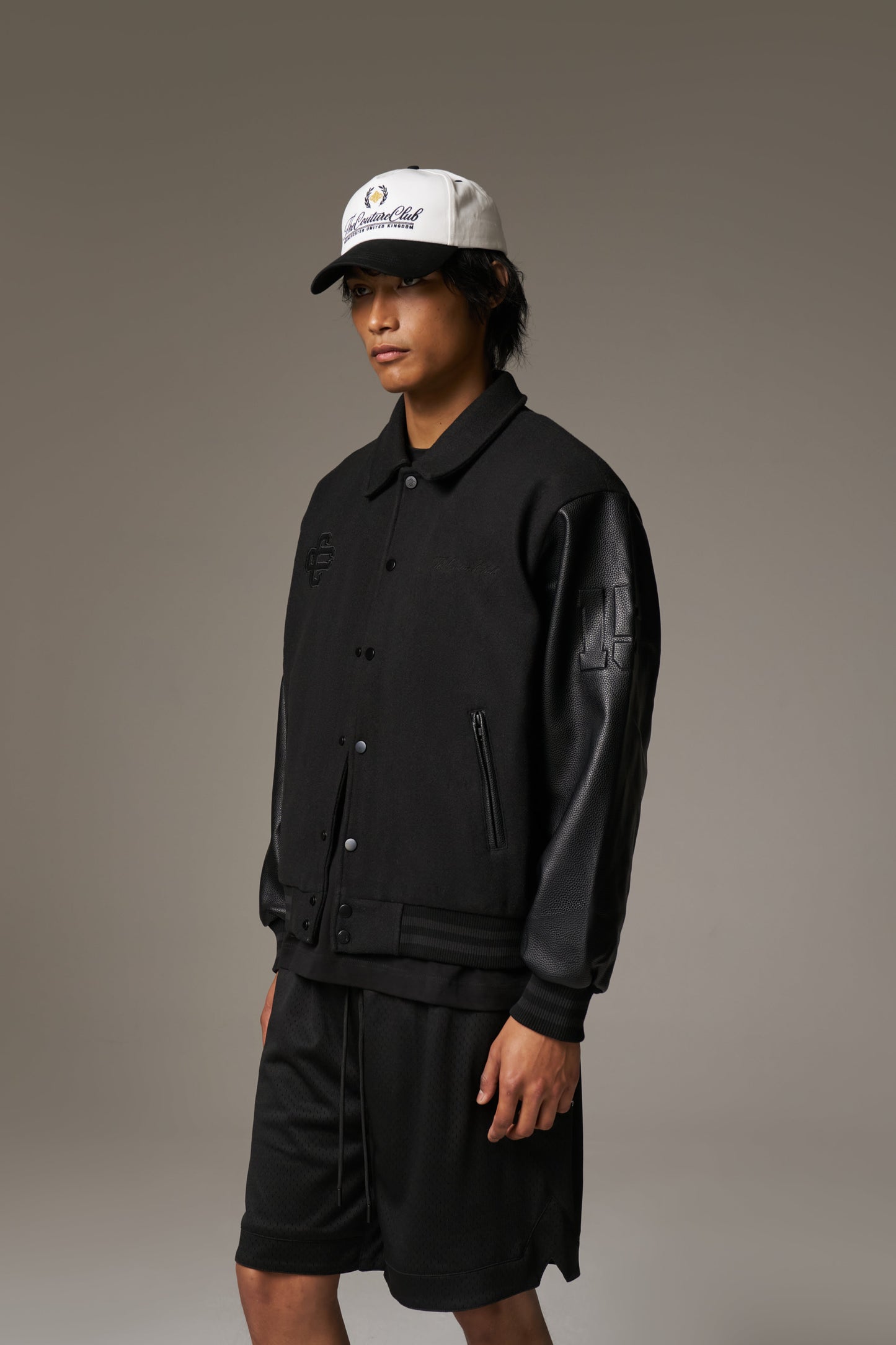 EMBLEM CHENILLE VARSITY JACKET - BLACK