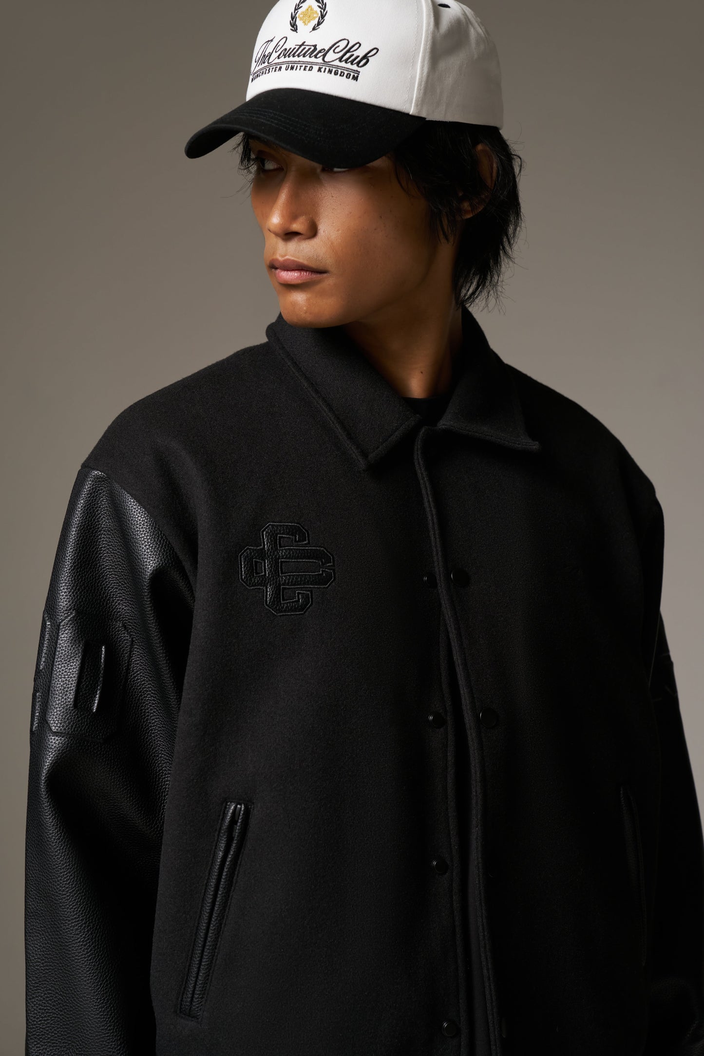 EMBLEM CHENILLE VARSITY JACKET - BLACK