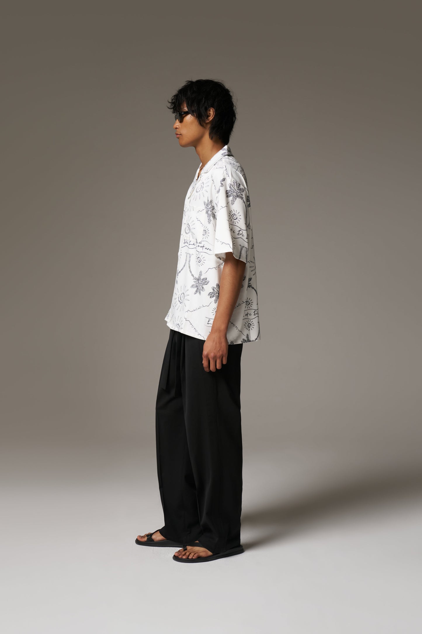 PALM PRINT SHIRT - WHITE