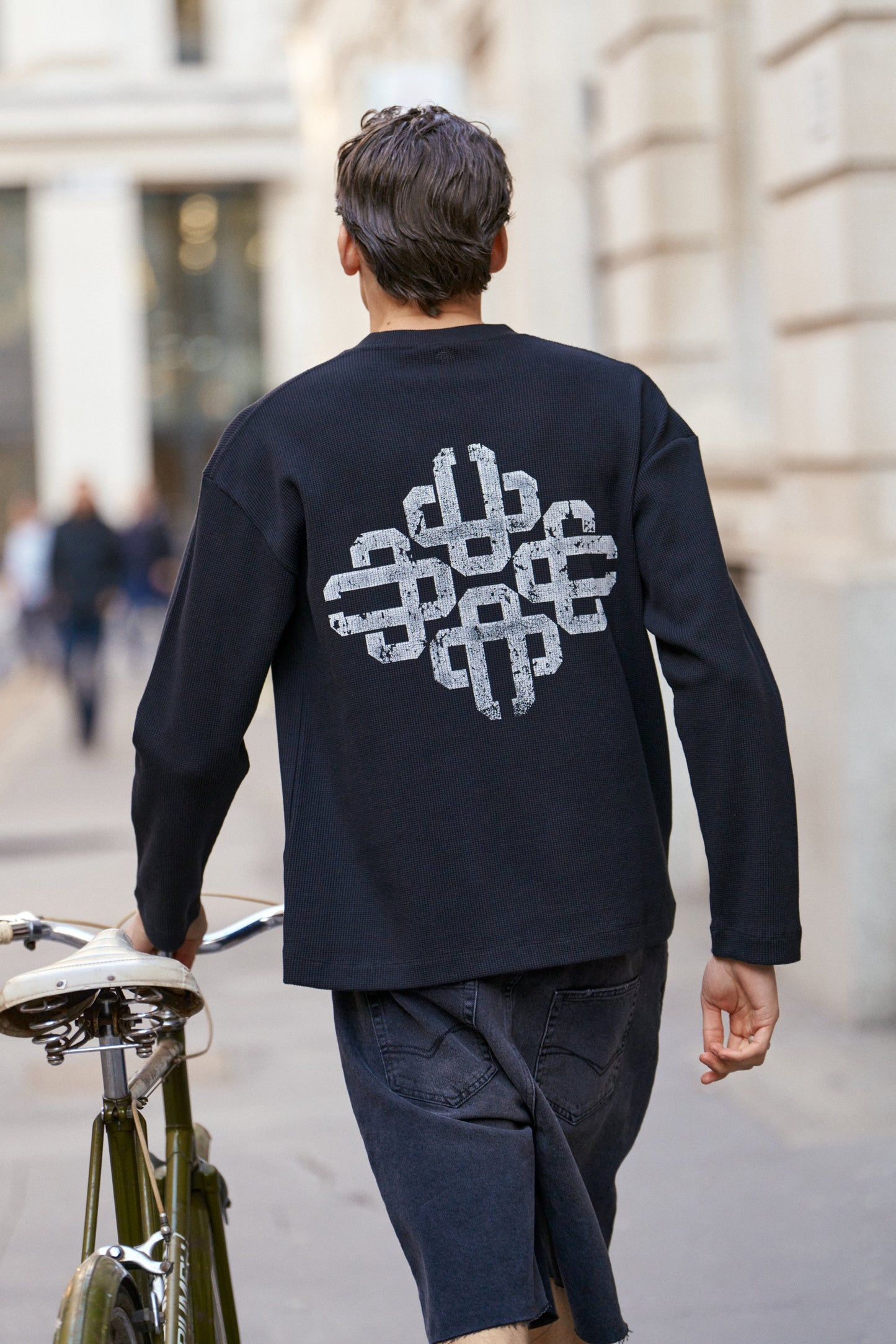 VINTAGE PRINT WAFFLE LONG SLEEVE T-SHIRT - BLACK