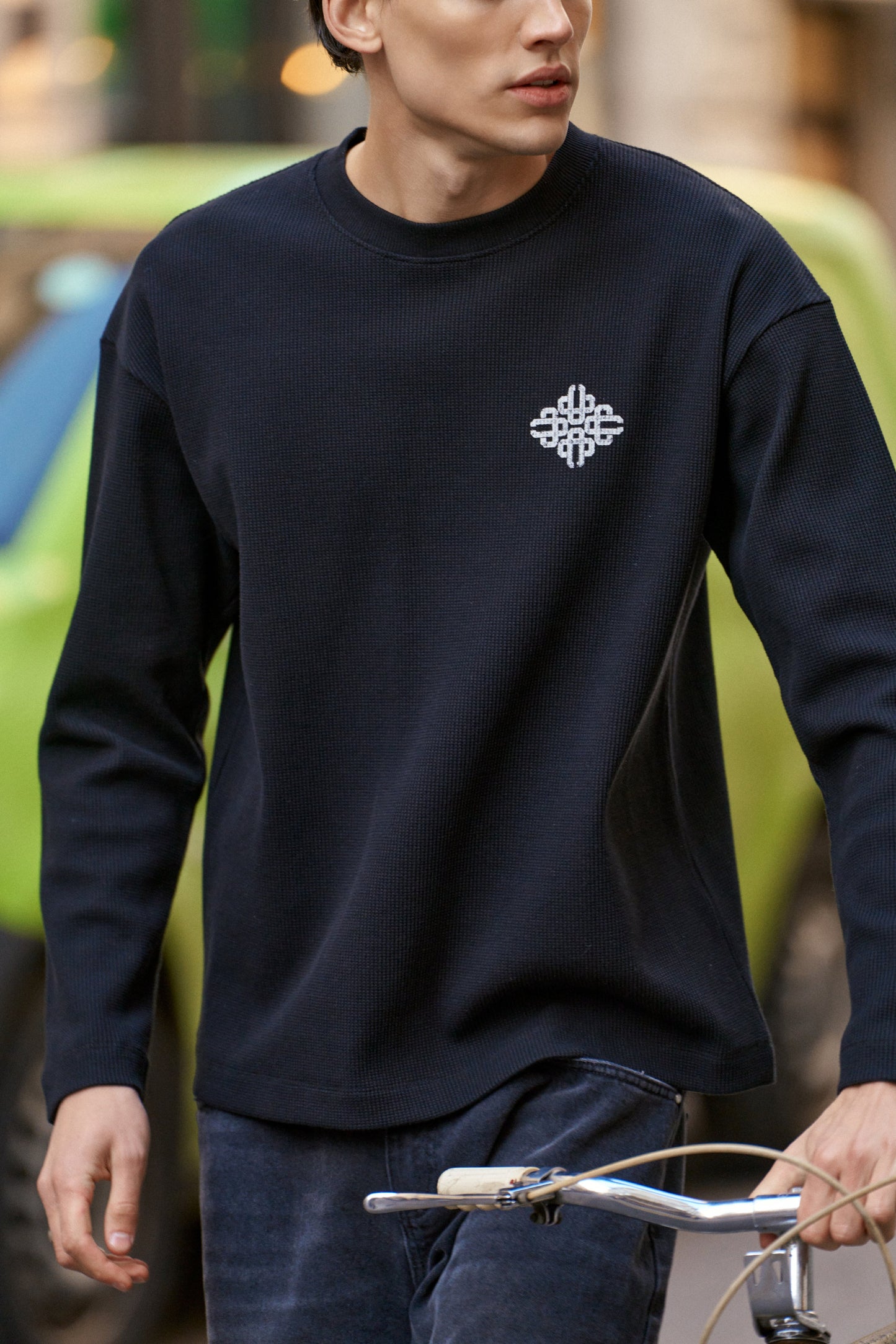 VINTAGE PRINT WAFFLE LONG SLEEVE T-SHIRT - BLACK