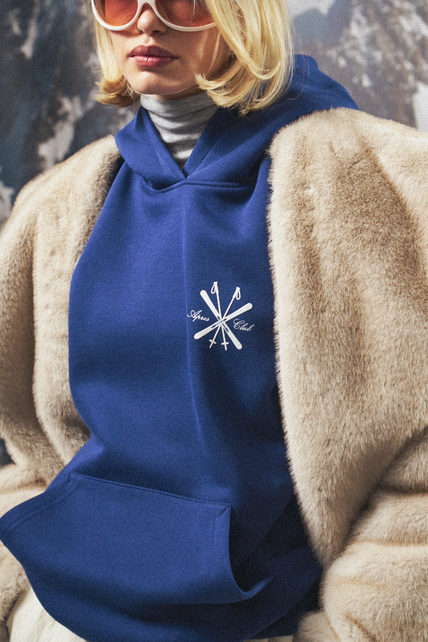 APRES GRAPHIC OVERSIZED HOODIE - DARK NAVY