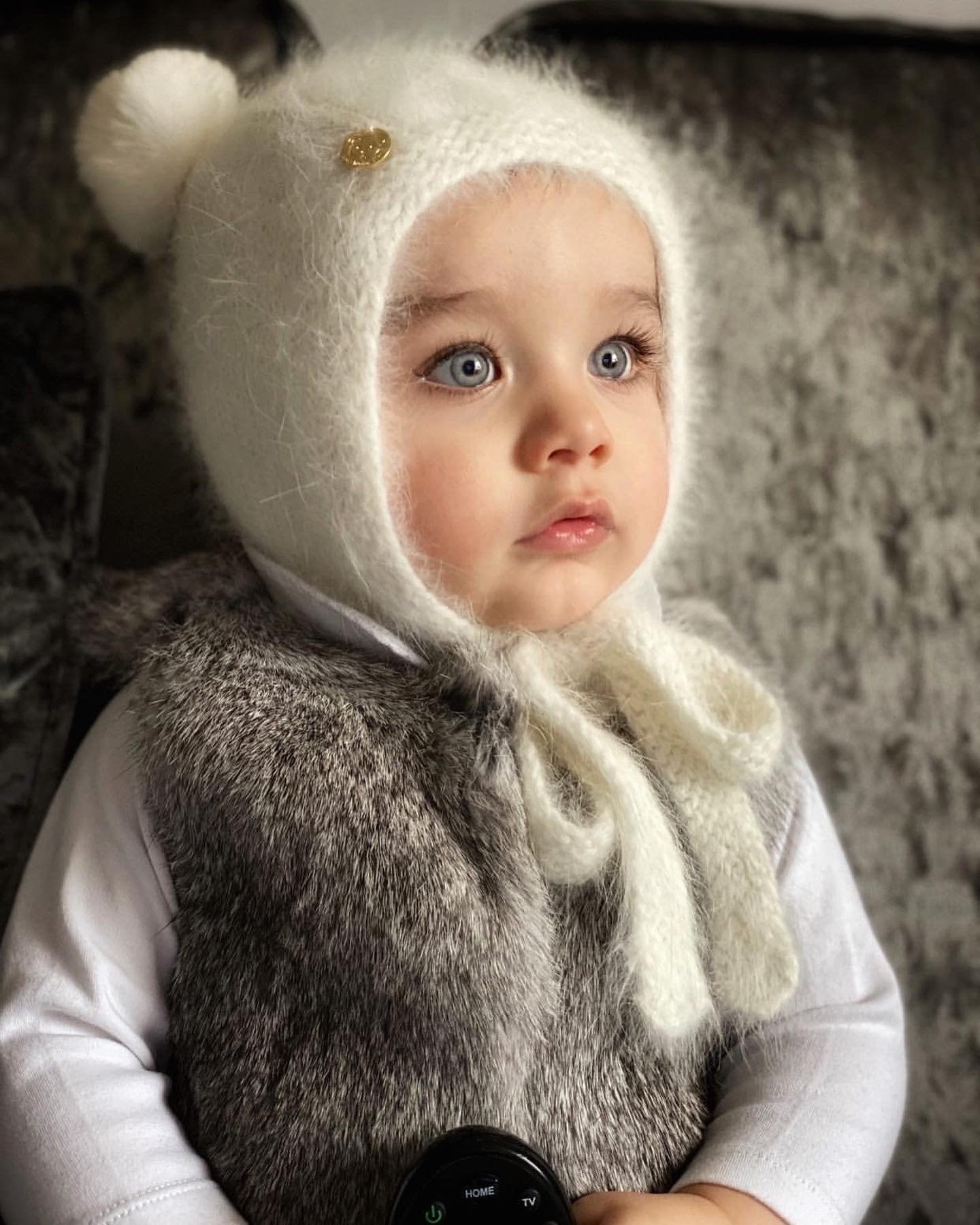 Petite Maison Kids White 'Teddy' Cashmere Hat - Rose & Albert