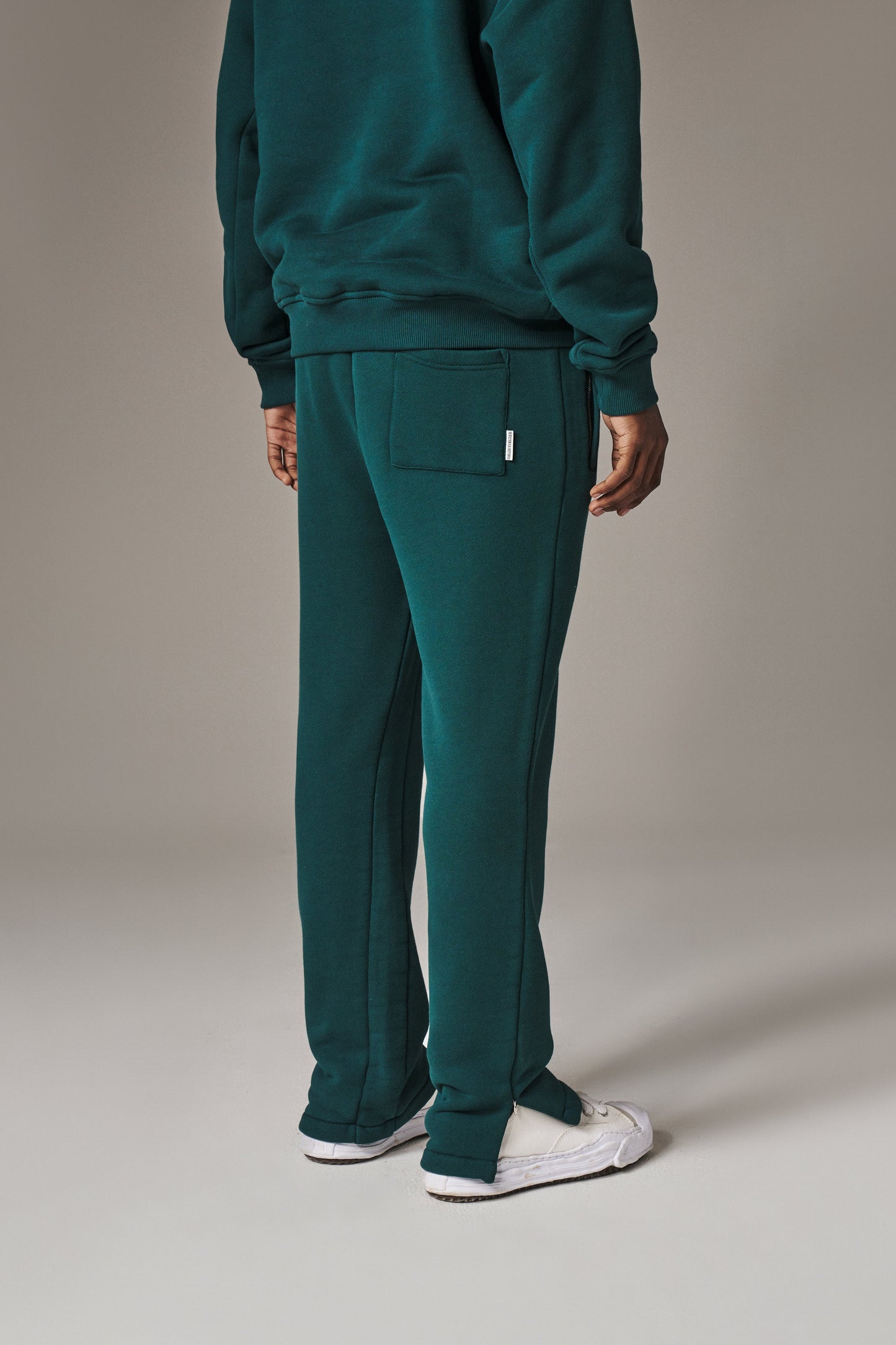 LAUNDERED CLASSICS JOGGER - GREEN