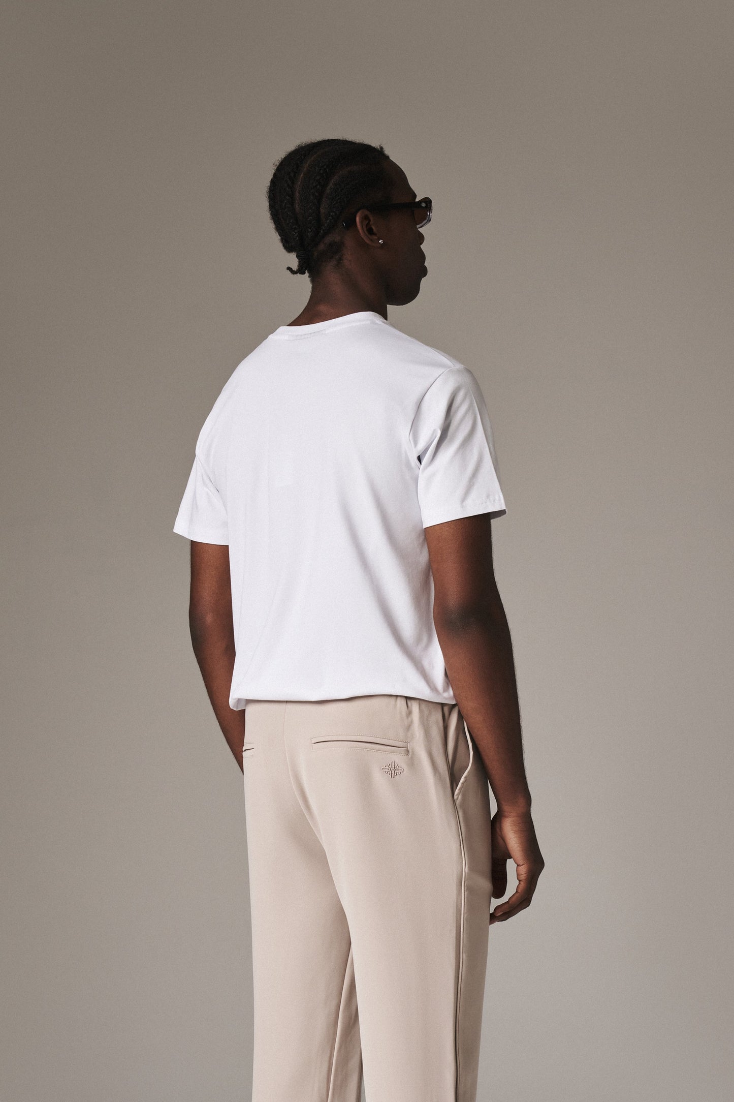 UNBRANDED SLIM T-SHIRT - WHITE