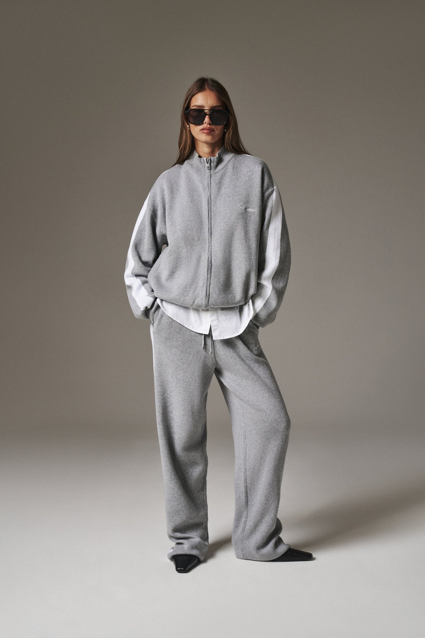 SIDE STRIPE KNITTED JOGGER - GREY MARL