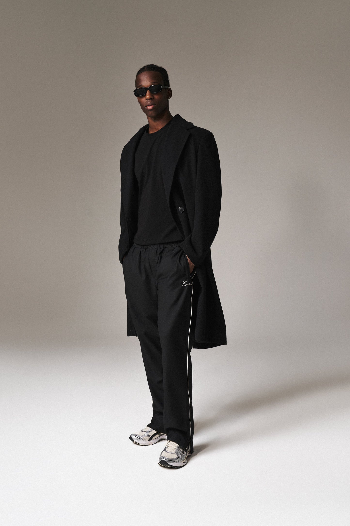UNBRANDED SLIM T-SHIRT - BLACK