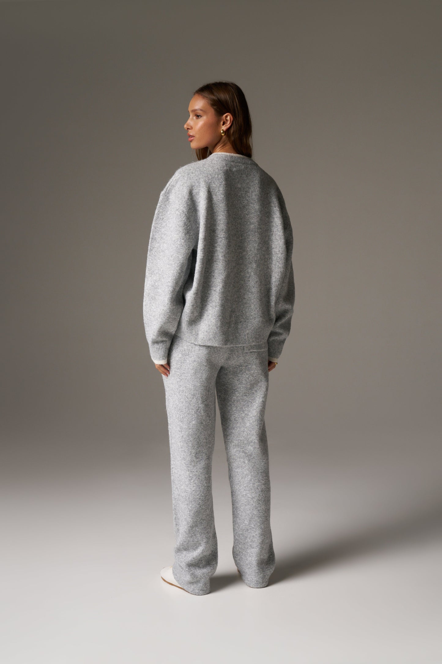 MONOGRAM KNITTED CREW - GREY