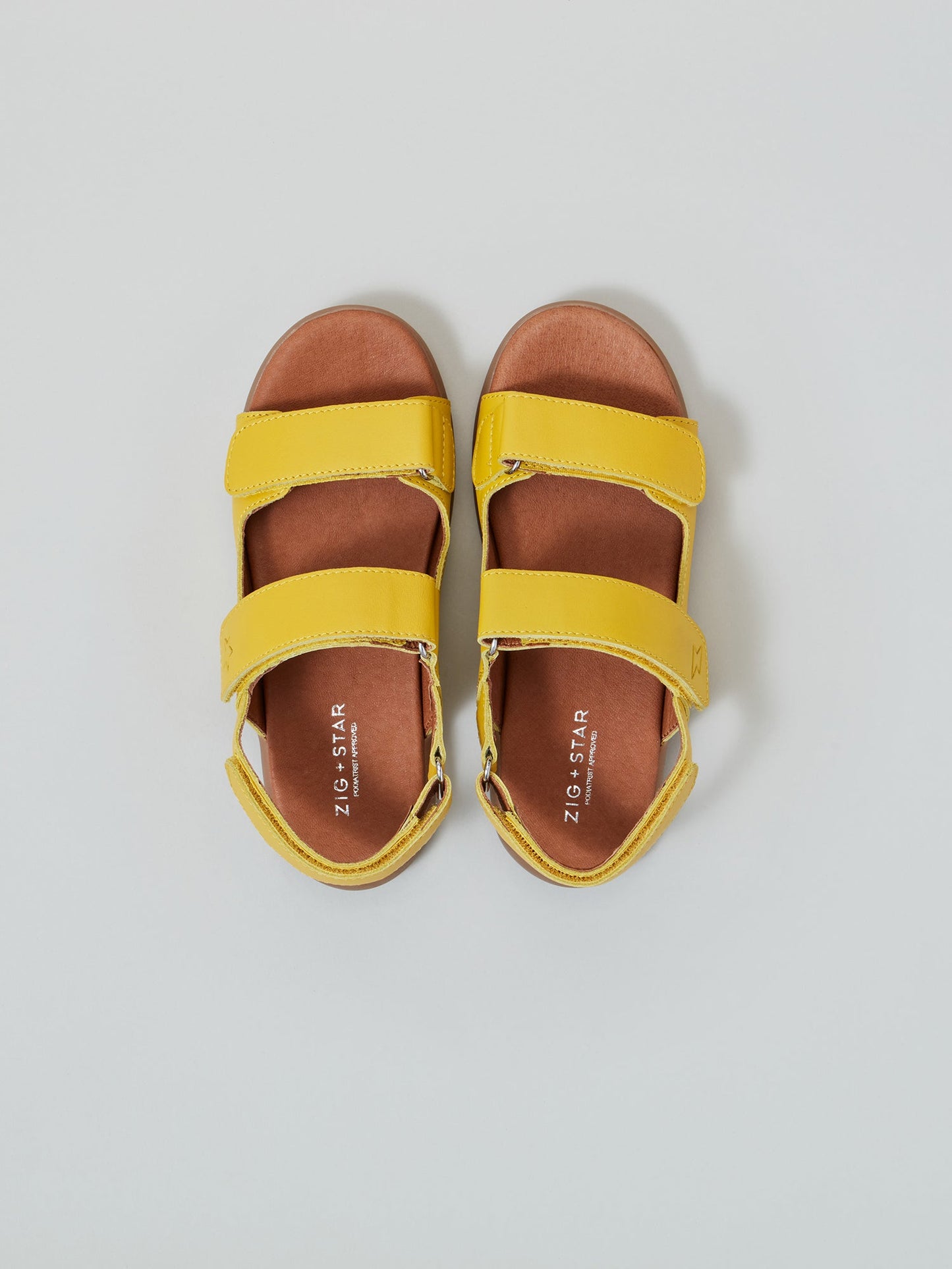 ZIG AND STAR SOLAR JUNIOR SANDAL YELLOW TOP