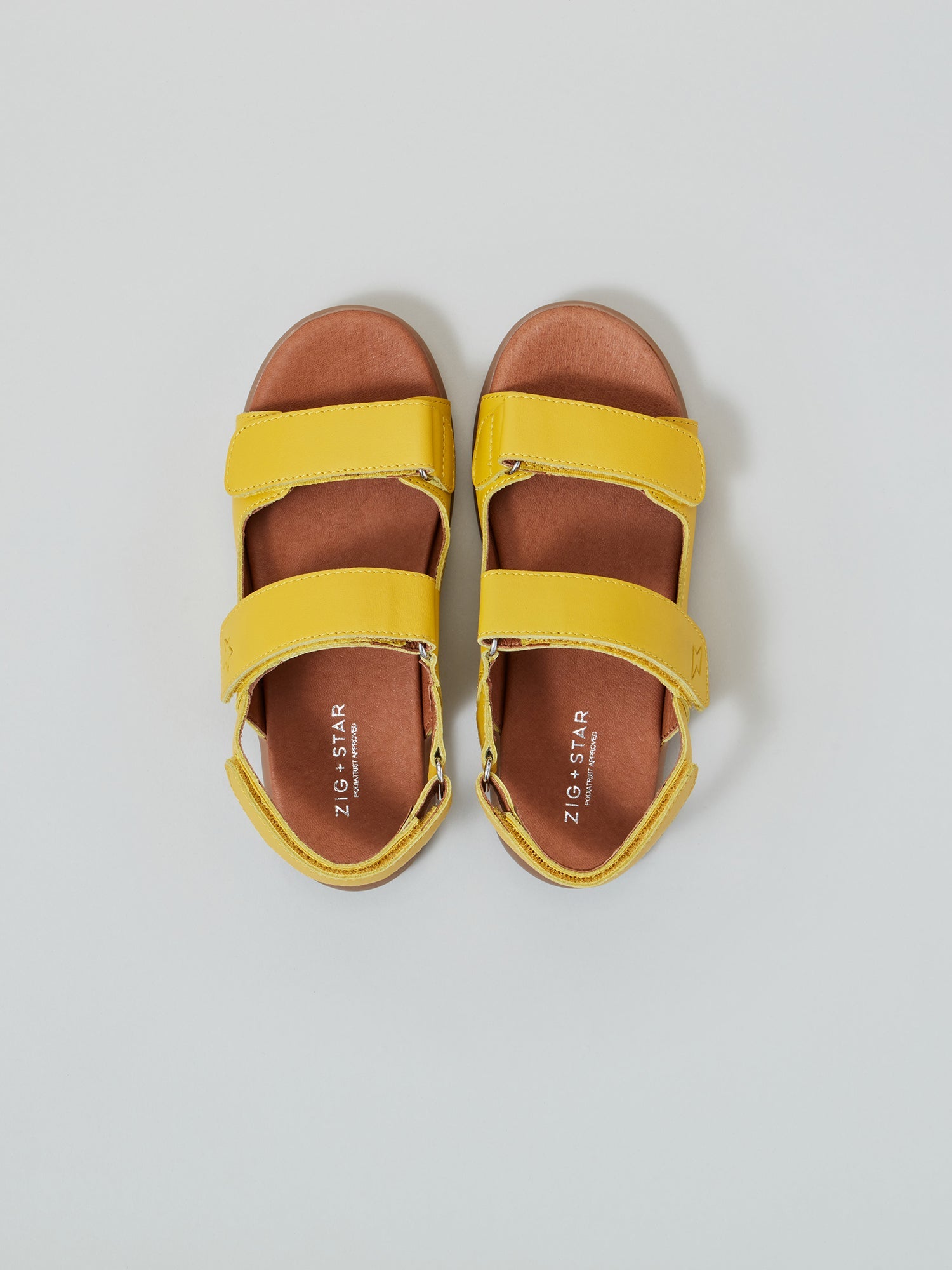 ZIG AND STAR SOLAR JUNIOR SANDAL YELLOW TOP