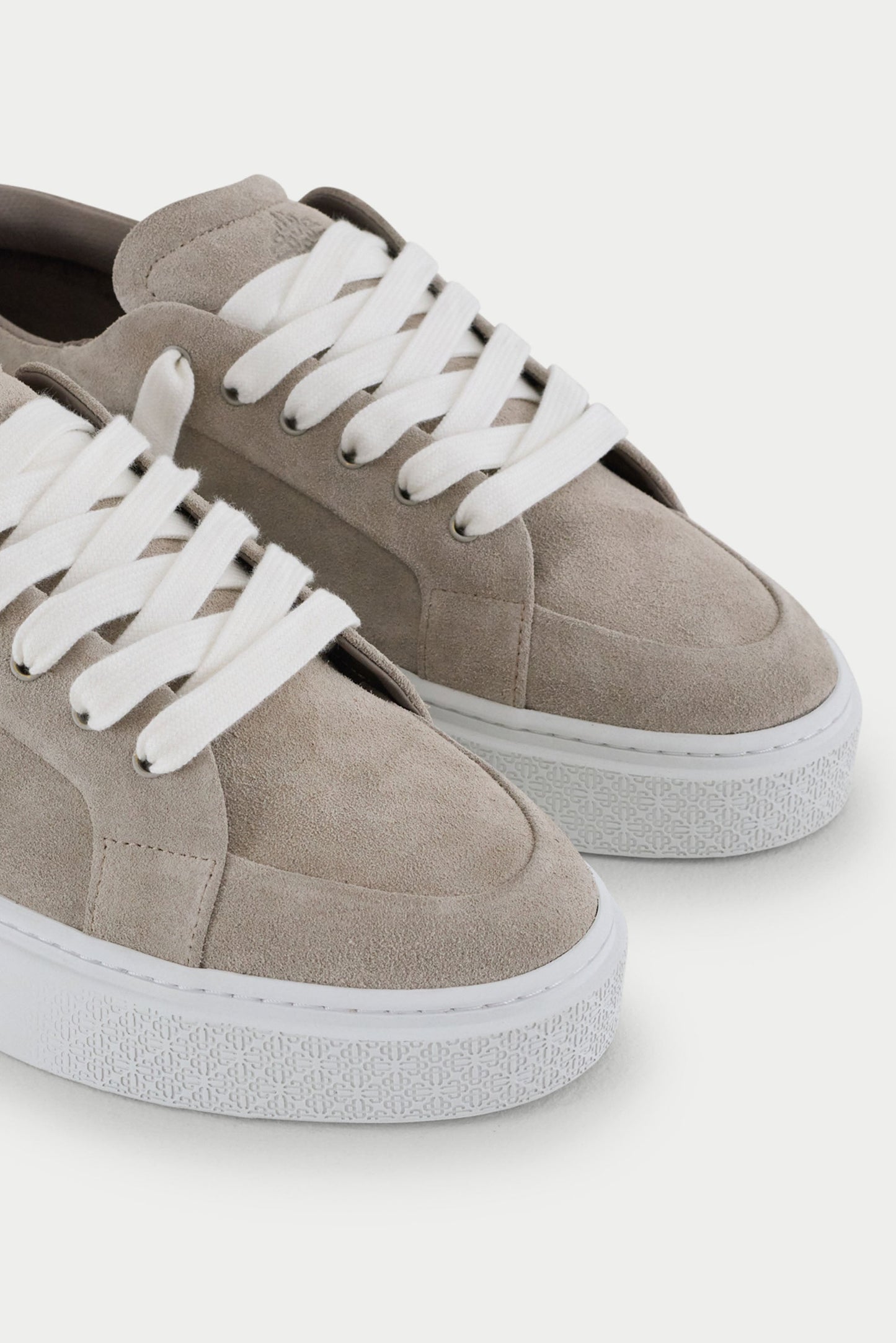 AXIS SNEAKER - SAND
