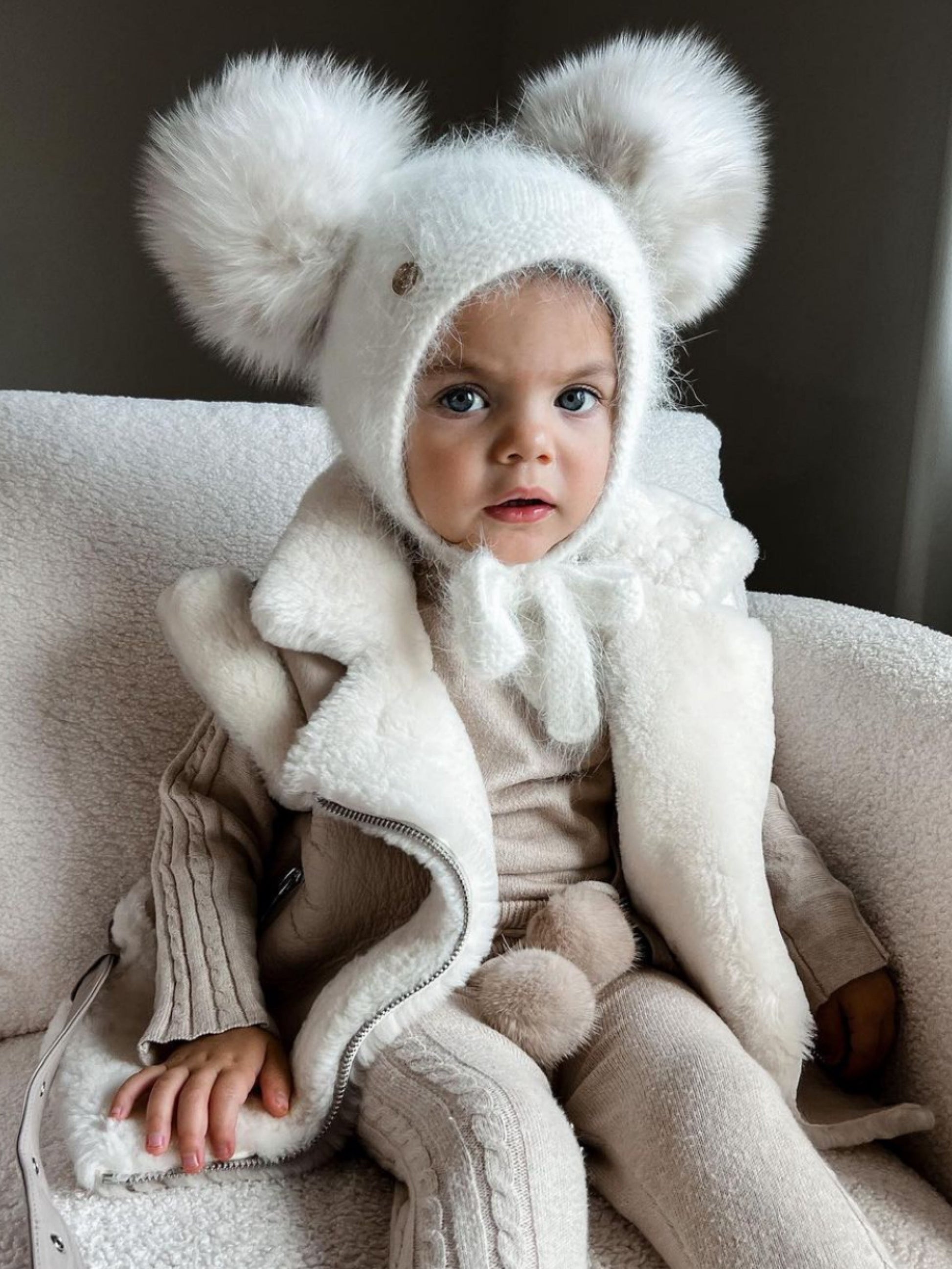 Petite Maison Kids Ivory 'Hero' Cashmere Bonnet - Rose & Albert