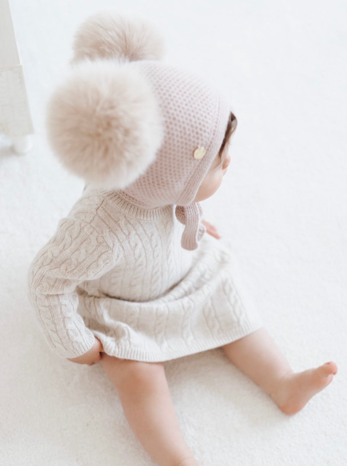 Petite Maison Kids Honeycomb Dusky pink cashmere fur bonnet - Rose & Albert