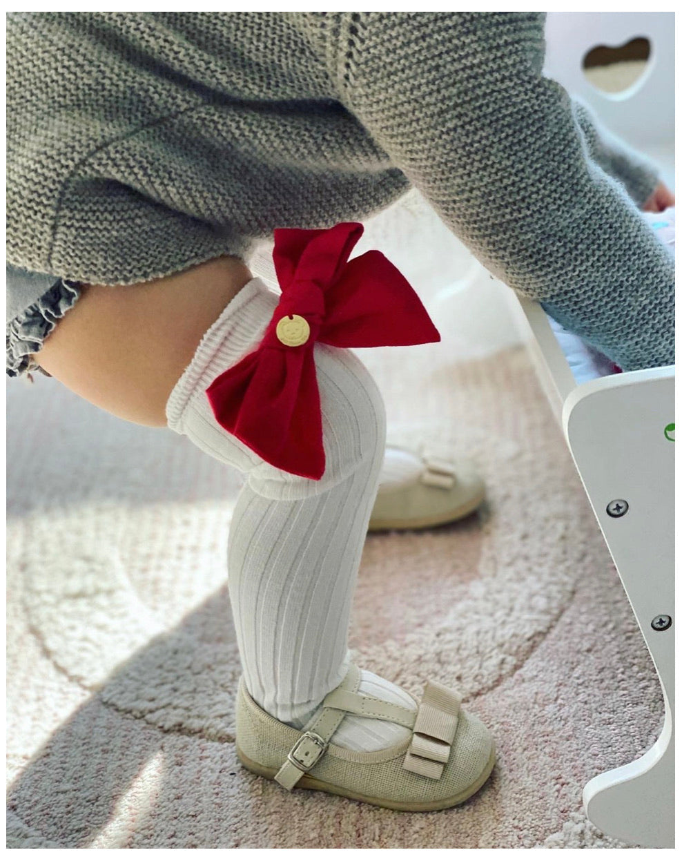 Petite Maison Kids Red 'Emma' Linen Bow Socks - Rose & Albert
