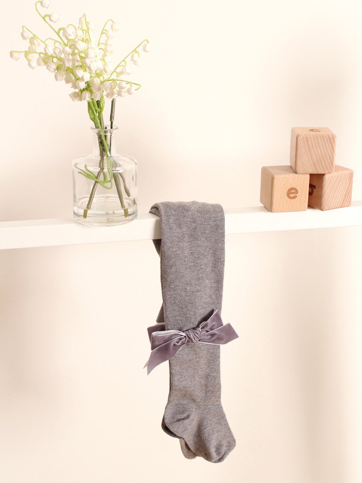 Meia Pata velvet bow tights - Rose & Albert
