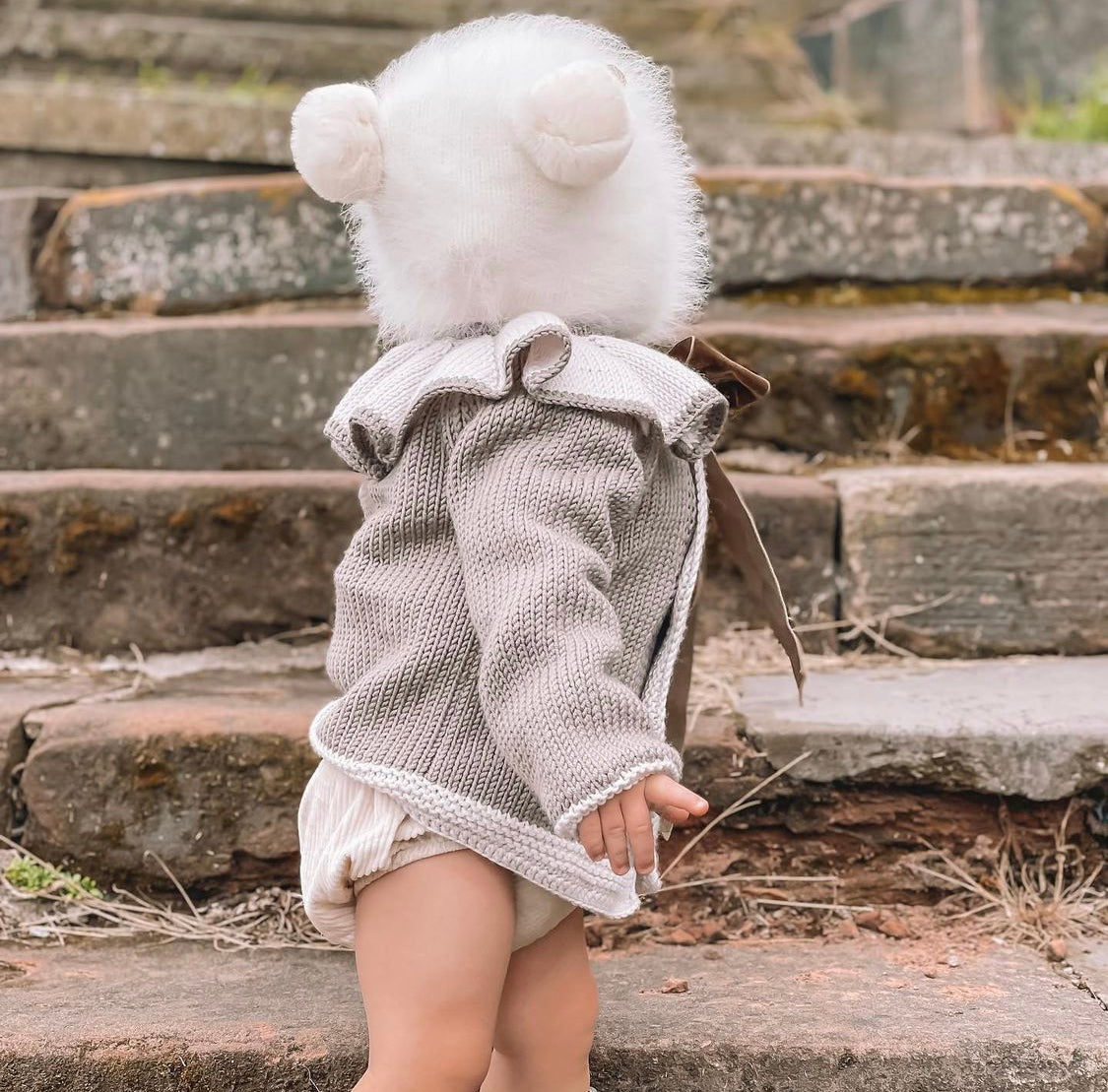 Petite Maison Kids White 'Teddy' Cashmere Hat - Rose & Albert