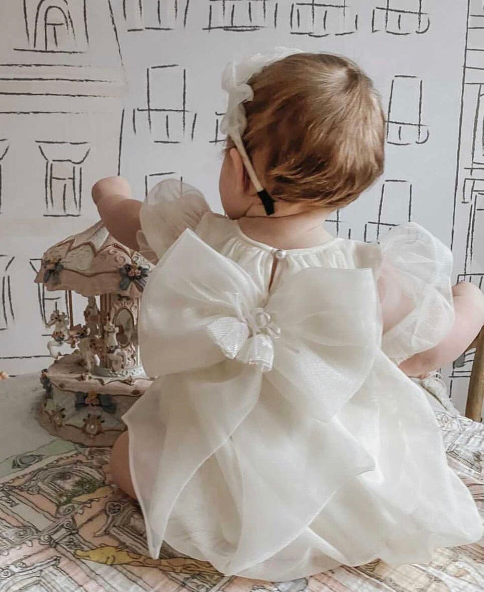 Petite Maison Kids Ivory 'Bella' Romper - Rose & Albert